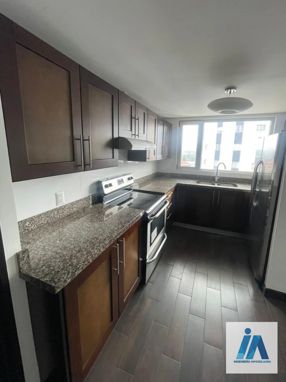 APARTAMENTO EN ALQUILER 📍Edificio Attica II, Zona 14 - 4
