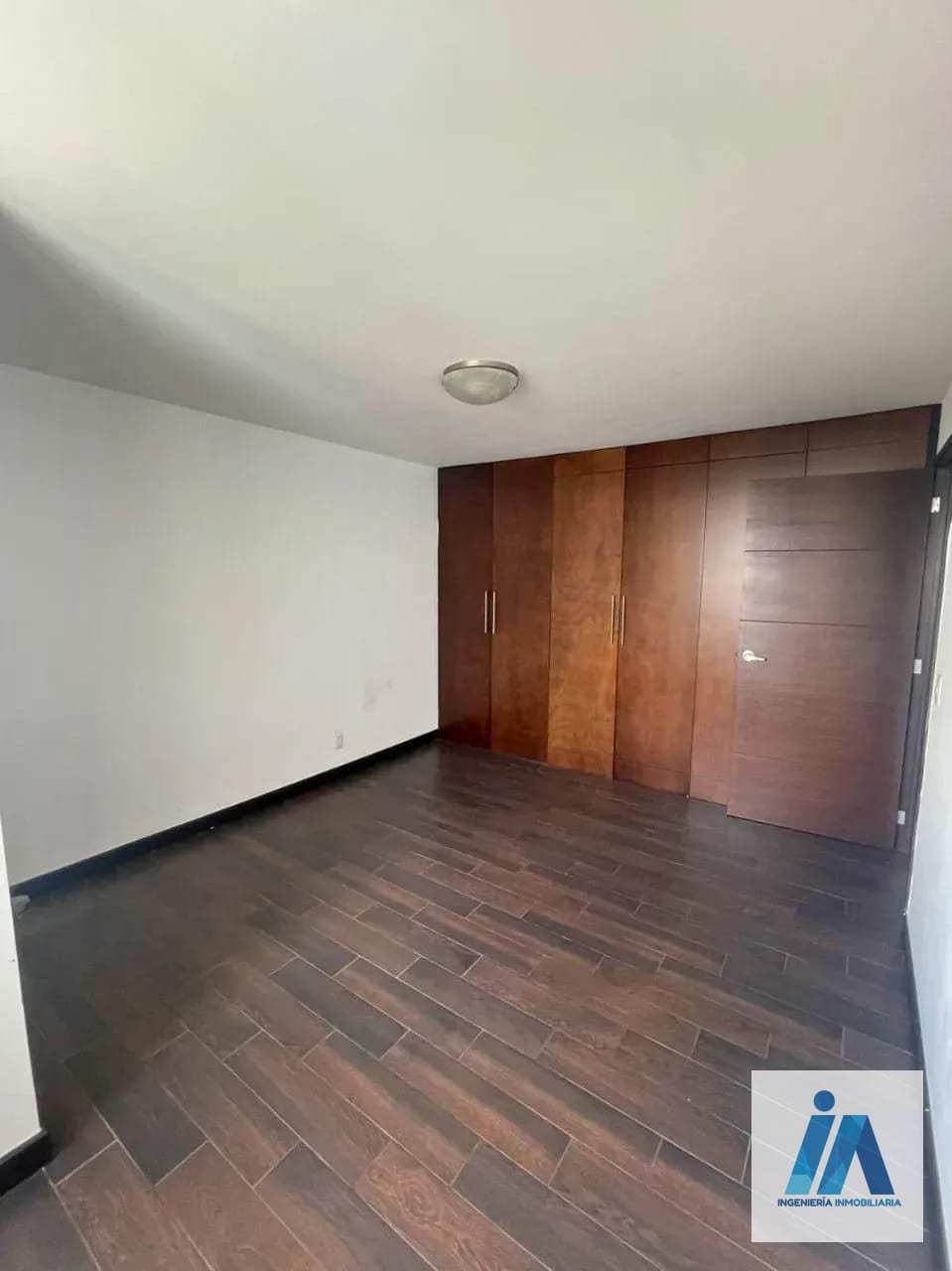 APARTAMENTO EN ALQUILER 📍Edificio Attica II, Zona 14 — Apartamento en Alquiler en Zona 14, Guatemala, Ciudad — foto 7 de 11