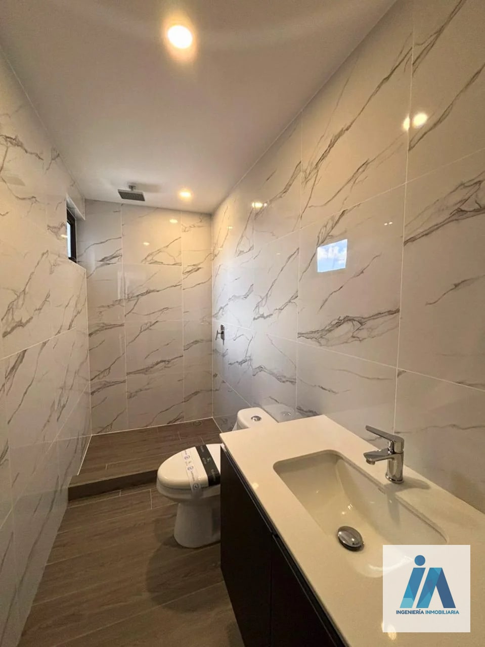 APARTAMENTO EN ALQUILER 📍Edificio Alena, Zona 15 VH II - 10