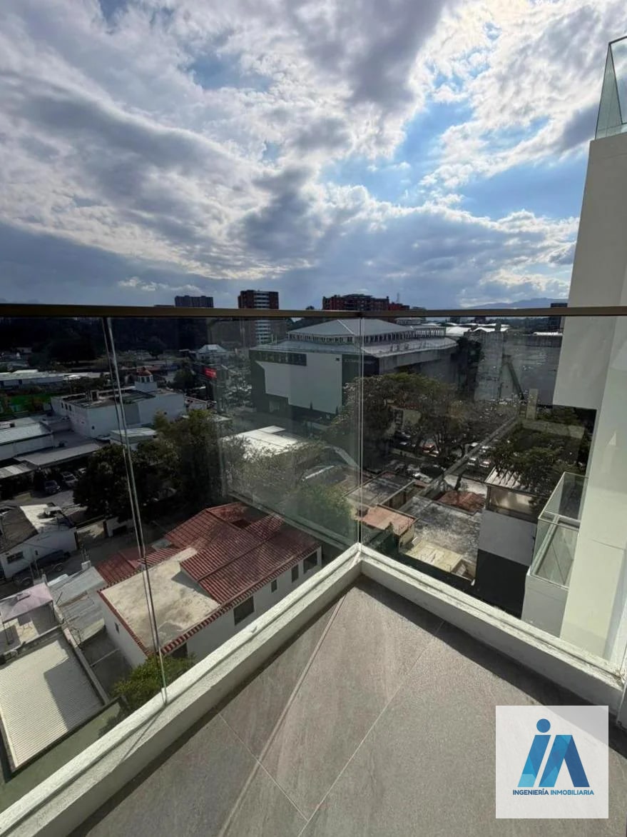 APARTAMENTO EN ALQUILER 📍 Edificio Atarah, Zona 10 — Apartamento en Alquiler en Atarah, Zona 10, Guatemala, Ciudad — foto 4 de 10
