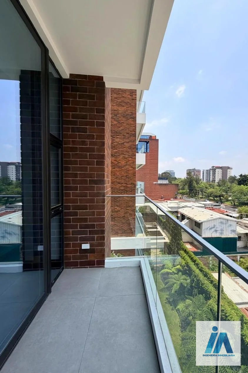 APARTAMENTO EN ALQUILER (AMUEBLADO) / VENTA📍 Edificio Echo , Zona 14 — Apartamento en Alquiler en Zona 14, Guatemala, Ciudad — foto 11 de 16
