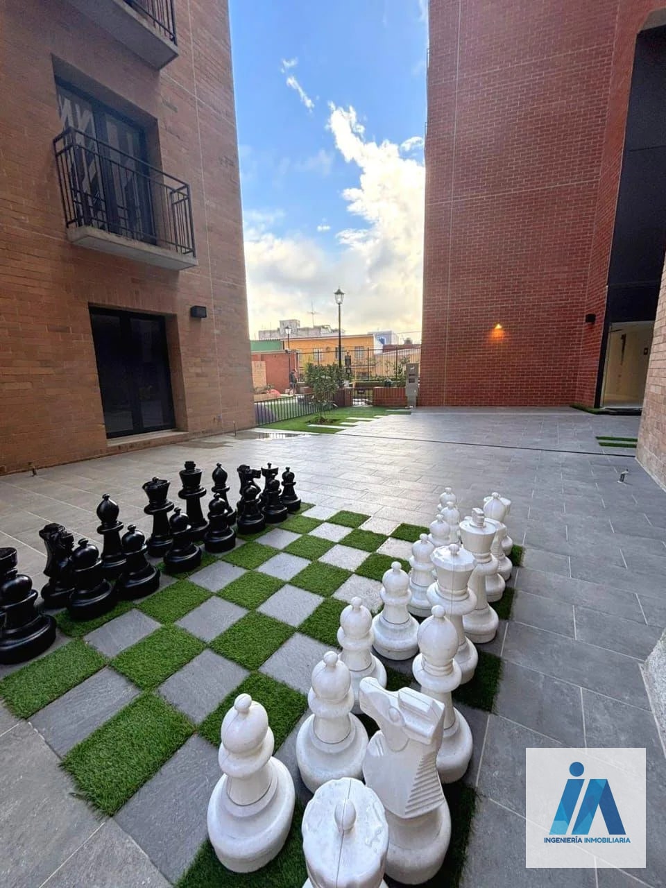 ⭕️ NUEVO PRECIO APARTAMENTO EN ALQUILER O VENTA📍 Edificio Céntrico, Zona 5 — Apartamento en Alquiler en Zona 5, Guatemala, Ciudad — foto 1 de 11