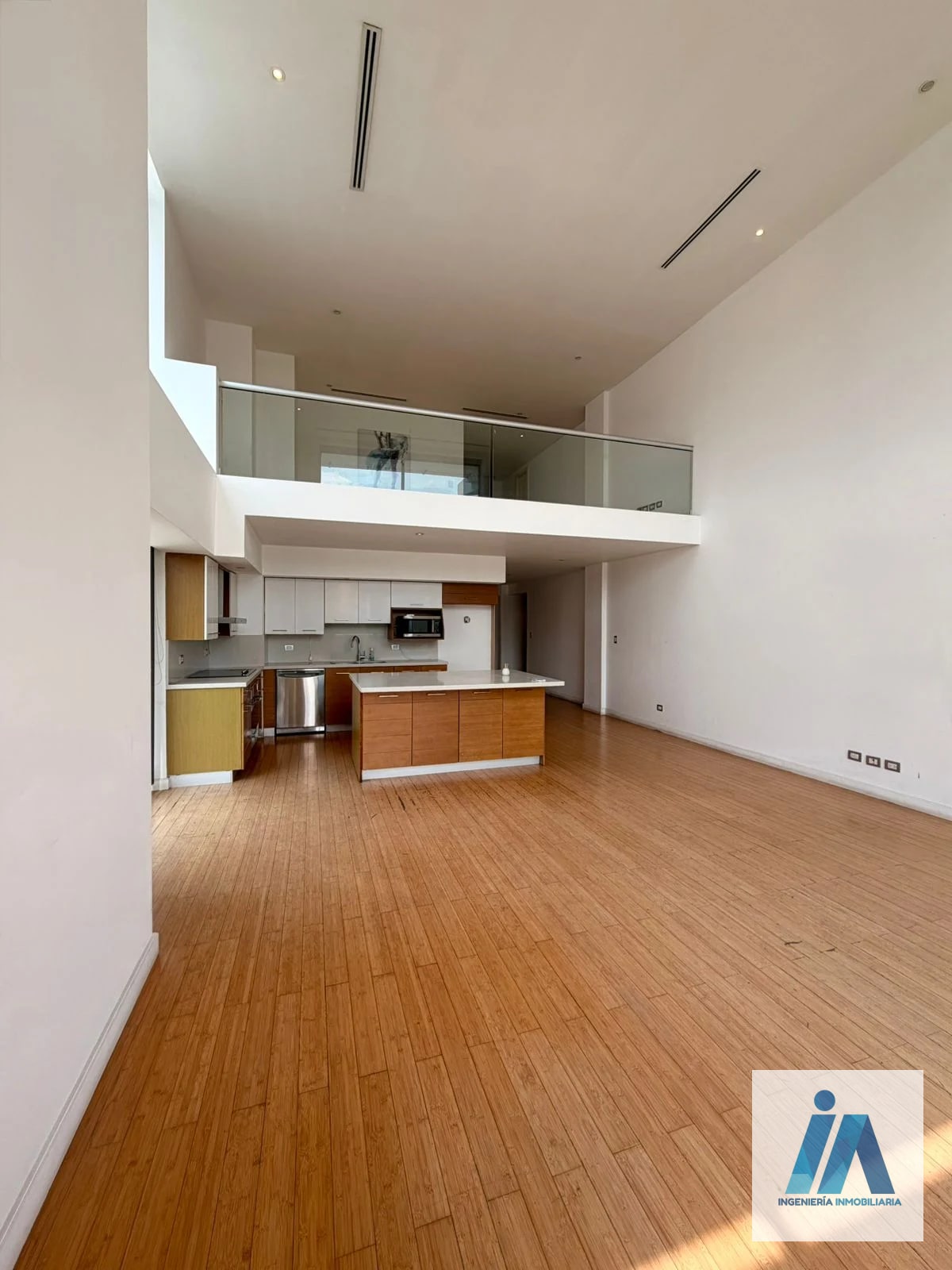 APARTAMENTO EN ALQUILER o VENTA📍 Edificio Atrium, zona 10 — Apartamento en Alquiler en Zona 10, Guatemala, Ciudad — foto 4 de 16
