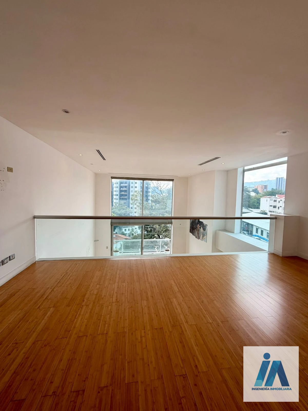 APARTAMENTO EN ALQUILER o VENTA📍 Edificio Atrium, zona 10 — Apartamento en Alquiler en Zona 10, Guatemala, Ciudad — foto 10 de 16