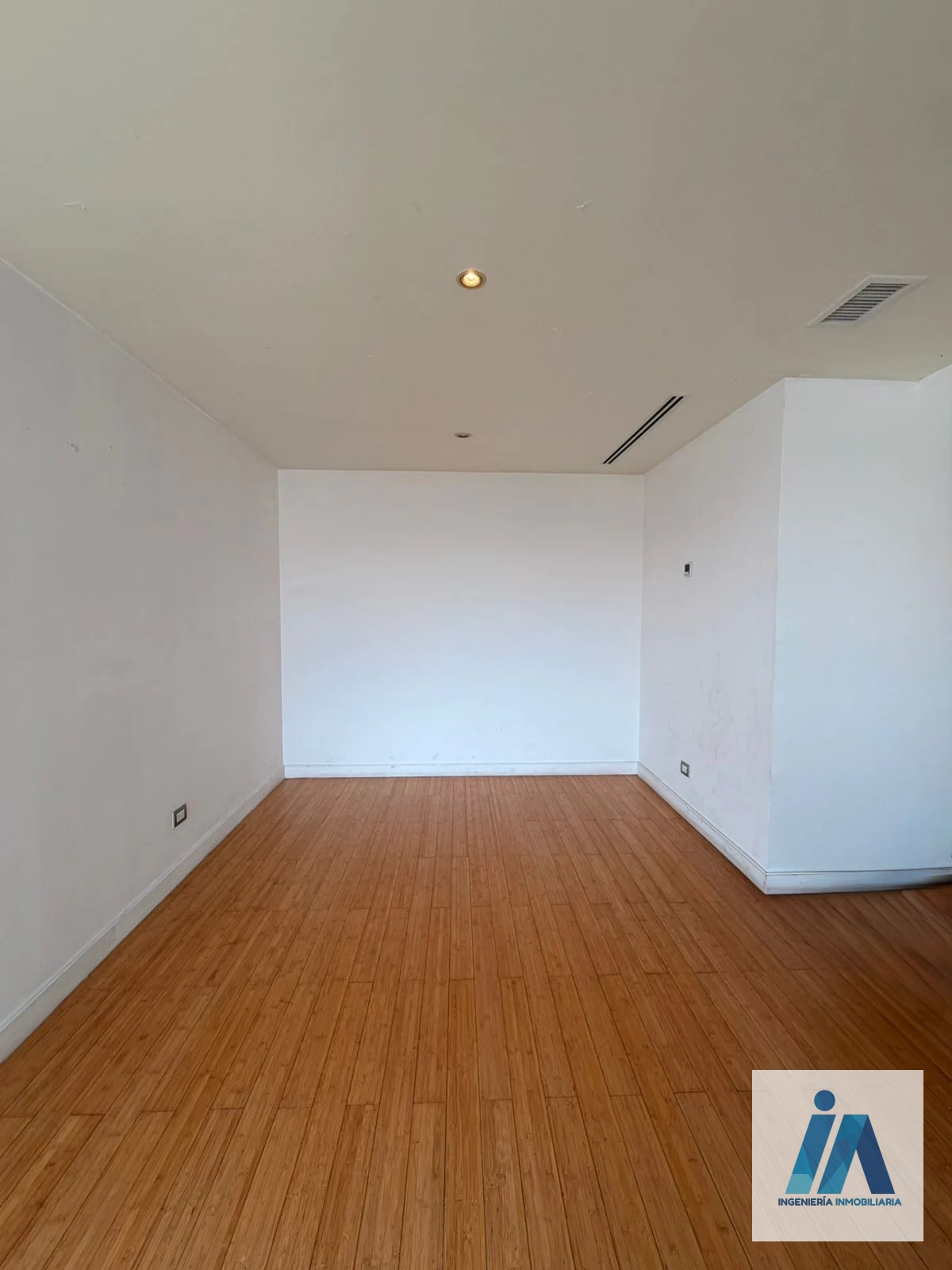 APARTAMENTO EN ALQUILER o VENTA📍 Edificio Atrium, zona 10 — Apartamento en Alquiler en Zona 10, Guatemala, Ciudad — foto 11 de 16