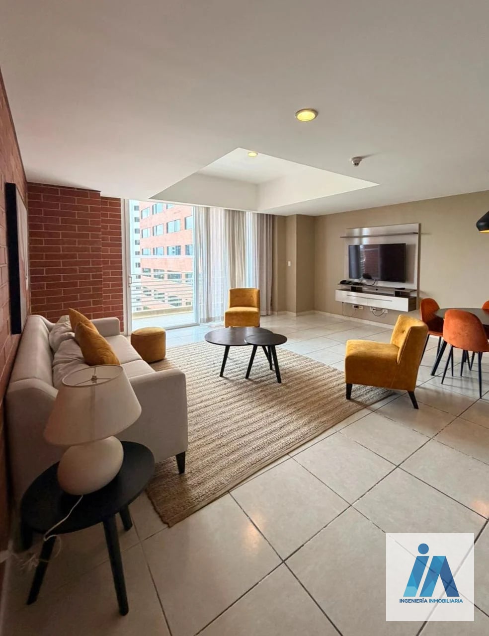 APARTAMENTO AMUEBLADO EN ALQUILER 📍 Edificio Adriatika, Zona 14 — Apartamento en Alquiler en Zona 14, Guatemala, Ciudad — foto 3 de 15