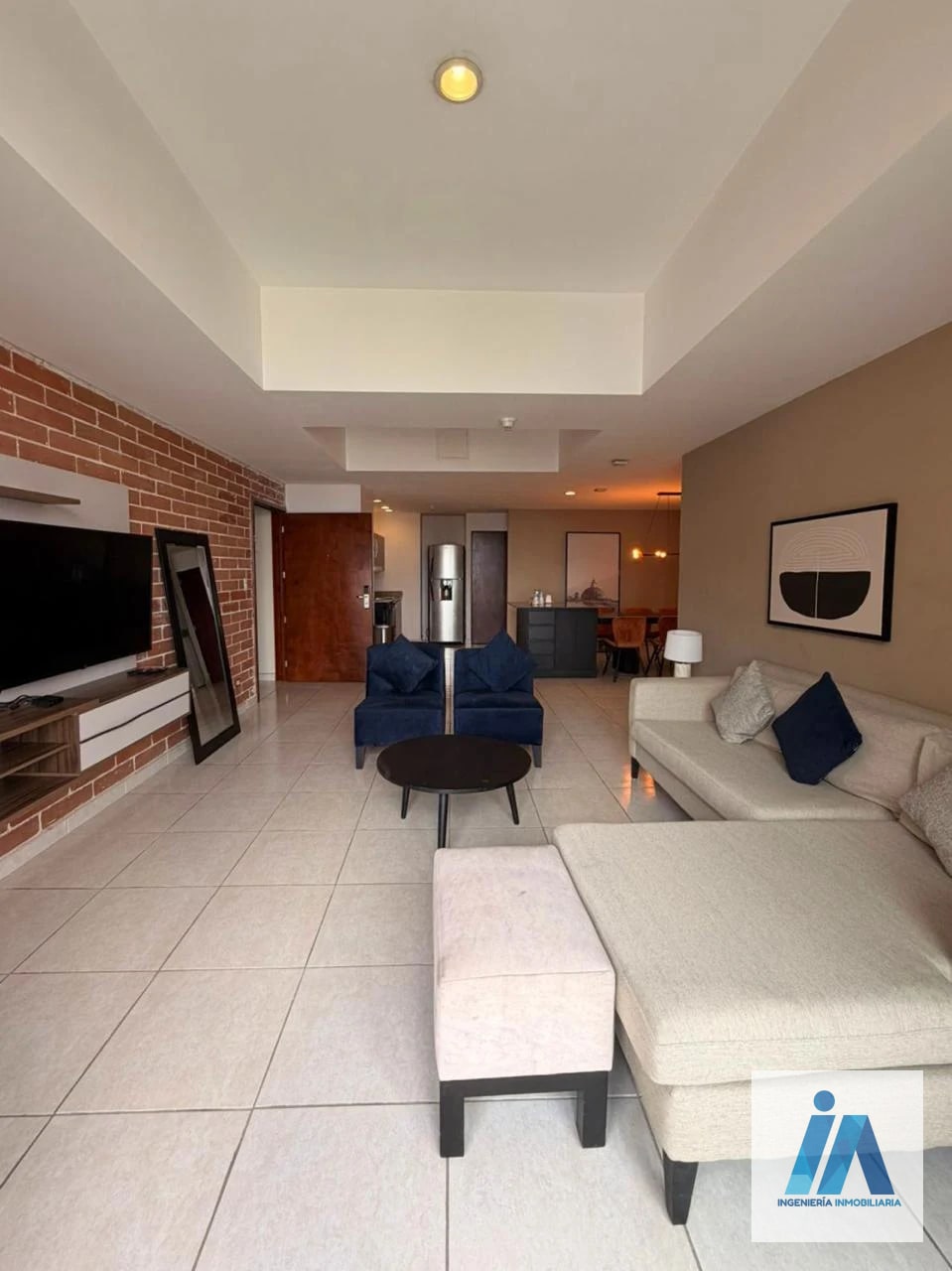 APARTAMENTO AMUEBLADO EN ALQUILER 📍Edificio Adriatika, Zona 14 — Apartamento en Alquiler en Zona 14, Guatemala, Ciudad — foto 2 de 13