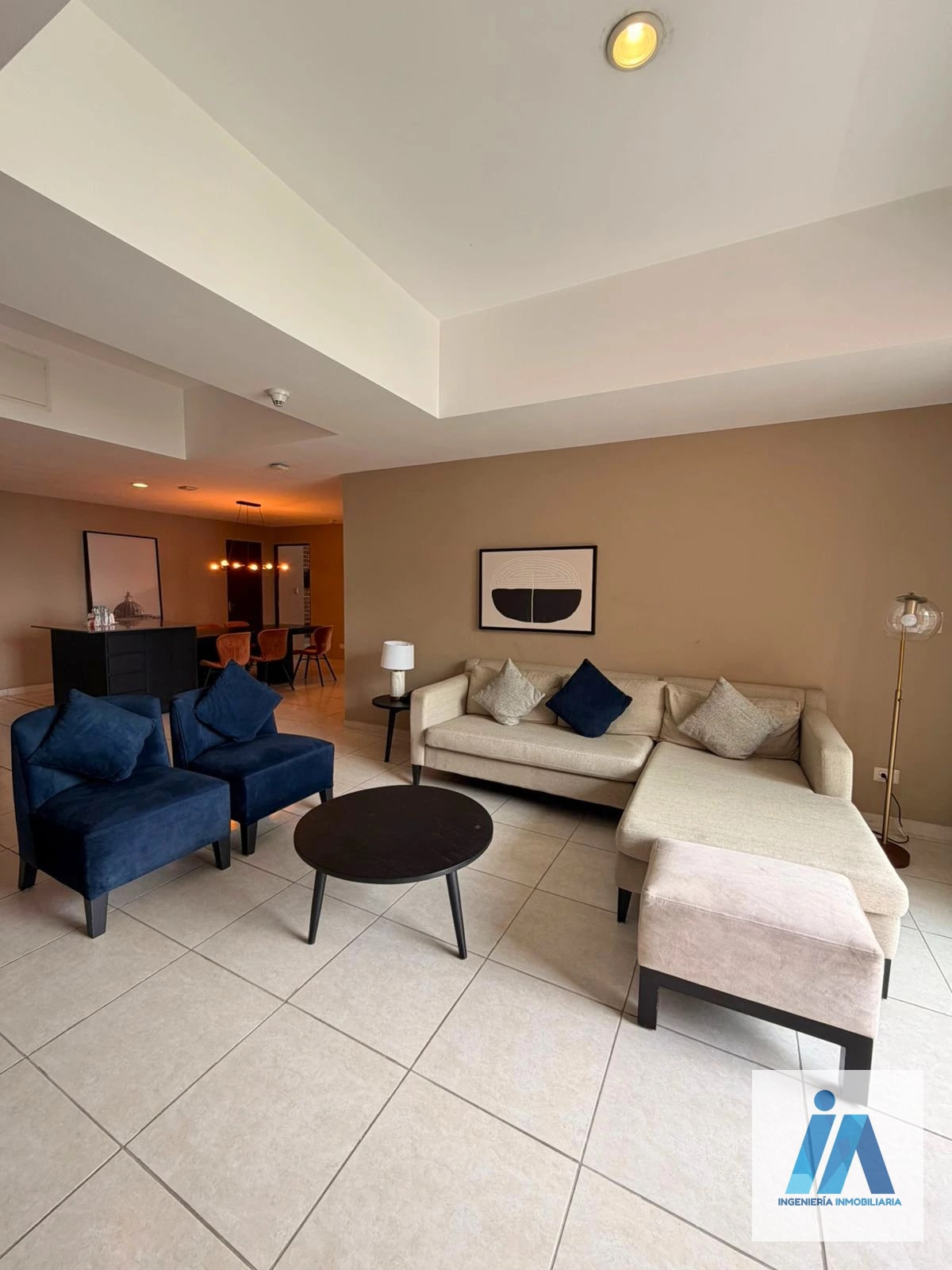 APARTAMENTO AMUEBLADO EN ALQUILER 📍Edificio Adriatika, Zona 14 — Apartamento en Alquiler en Zona 14, Guatemala, Ciudad — foto 1 de 13
