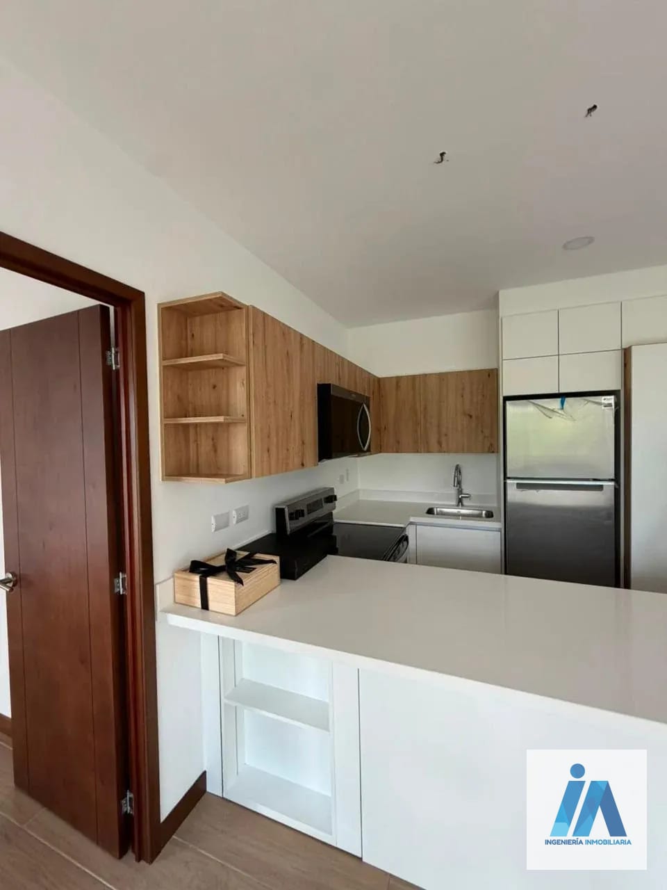 APARTAMENTO EN ALQUILER 📍 Edificio Vilabosque Kanajuyú, Zona 16 — Apartamento en Alquiler en Zona 16, Guatemala, Ciudad — foto 3 de 9
