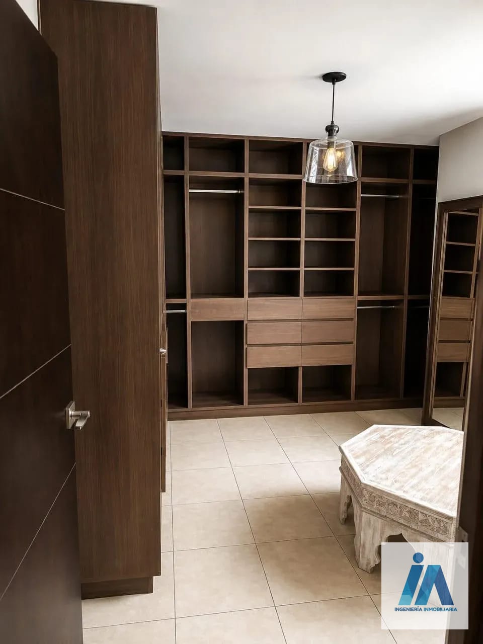 APARTAMENTO AMUEBLADO EN VENTA 📍 Edificio Mirage, Zona 11 — Apartamento en Venta en Zona 11, Guatemala, Ciudad — foto 11 de 12