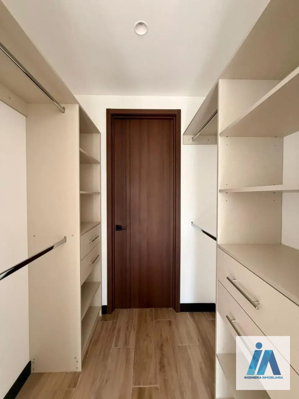 APARTAMENTO EN ALQUILER 📍 Edificio Abitare Américas, Zona 13 — Apartamento en Alquiler en Zona 13, Guatemala, Ciudad — foto 8 de 14