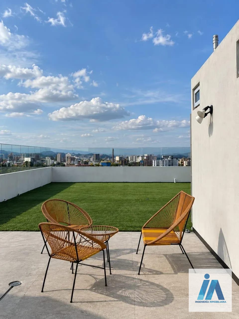 APARTAMENTO AMUEBLADO EN ALQUILER 📍 Edificio Torre Pamplona, Zona 13 — Apartamento en Alquiler en Zona 13, Guatemala, Ciudad — foto 13 de 14