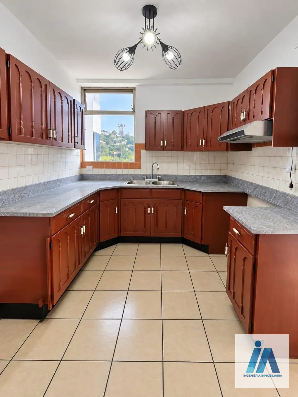 APARTAMENTO EN ALQUILER 📍 Edificio Convista, San Lázaro, Zona 15 — Apartamento en Alquiler en Zona 15, Guatemala, Ciudad — foto 4 de 10
