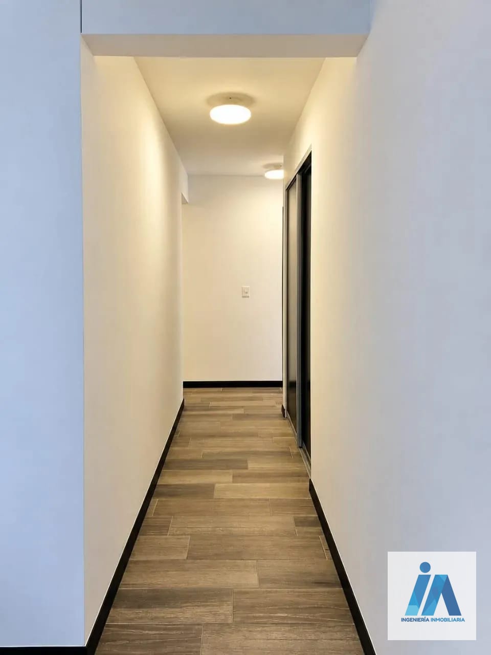 APARTAMENTO EN ALQUILER 📍 Edificio Segheria, Zona 14 — Apartamento en Alquiler en Segheria, Zona 14, Guatemala, Ciudad — foto 5 de 16