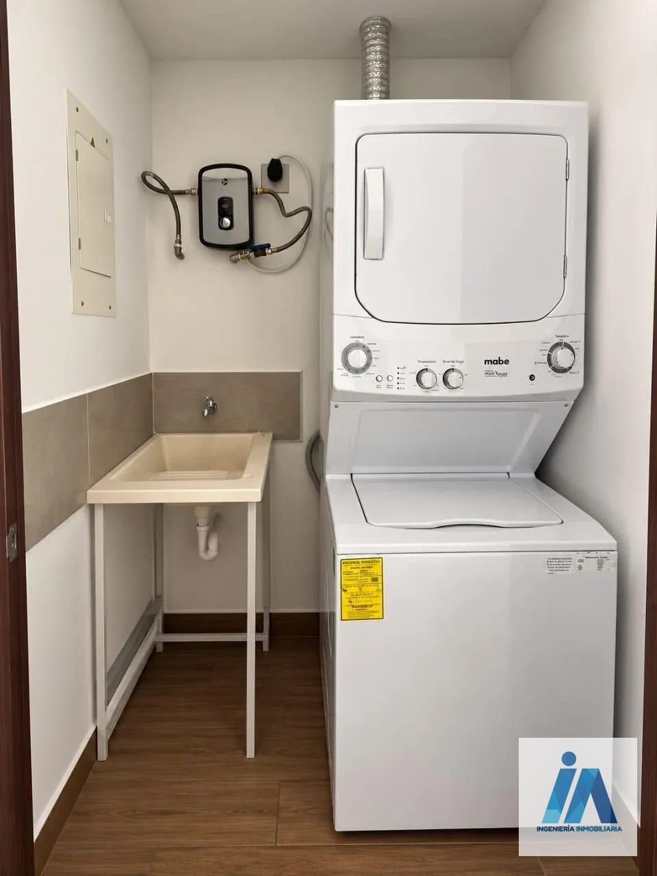 APARTAMENTO EN ALQUILER 📍 Edificio Casalini, Zona 10, Diagonal 6 — Apartamento en Alquiler en Zona 10, Guatemala, Ciudad — foto 12 de 15
