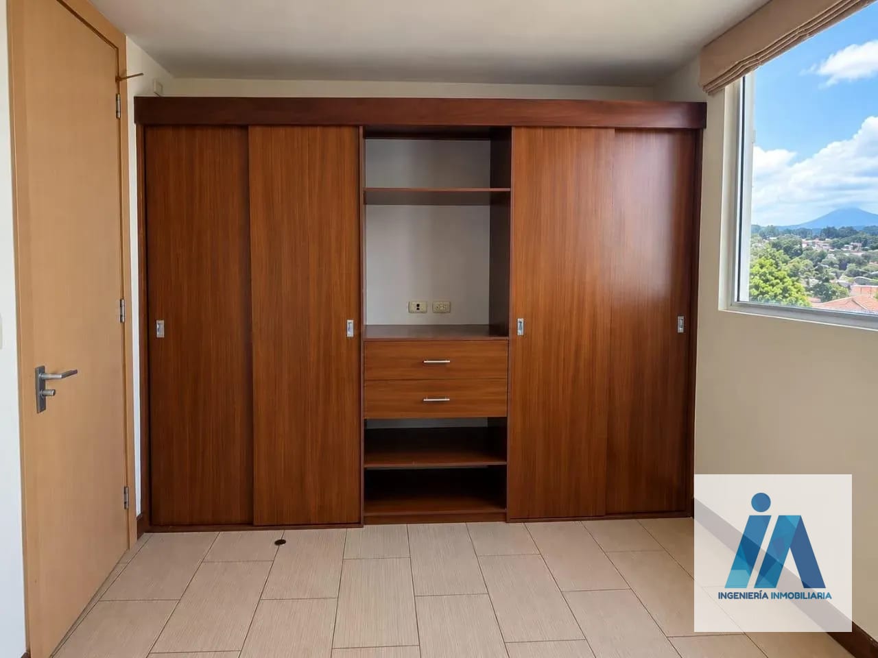 APARTAMENTO EN ALQUILER 📍 Edificio Condado La Villa, Zona 14 — Apartamento en Alquiler en Zona 14, Guatemala, Ciudad — foto 10 de 17