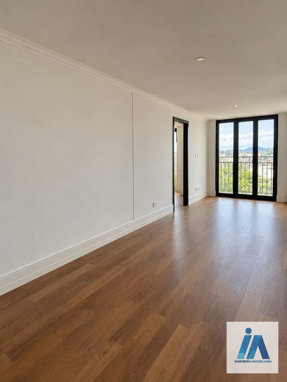 APARTAMENTO EN ALQUILER 📍 Edificio Céntrico, Zona 5 — Apartamento en Alquiler en Zona 5, Guatemala, Ciudad — foto 2 de 15