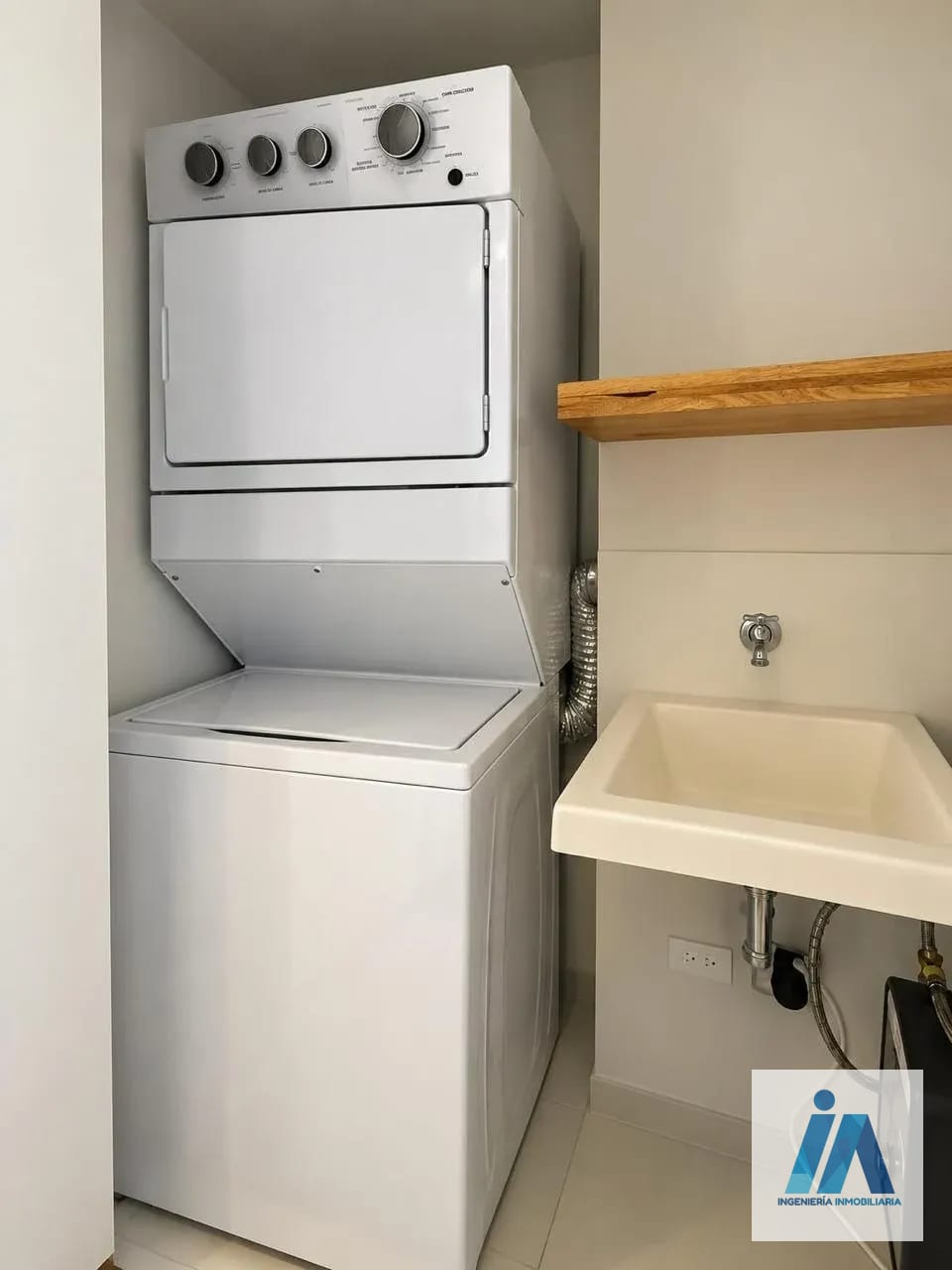 APARTAMENTO EN ALQUILER 📍 Edificio Céntrico, Zona 5 — Apartamento en Alquiler en Zona 5, Guatemala, Ciudad — foto 9 de 15