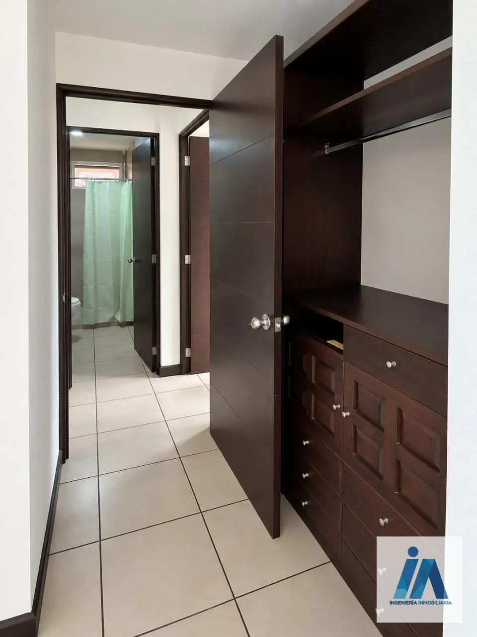APARTAMENTO EN ALQUILER 📍Edificio Hexa Cañada 16, Zona 16 — Apartamento en Alquiler en Hexa Cañada 16, Zona 16, Guatemala, Ciudad — foto 10 de 13