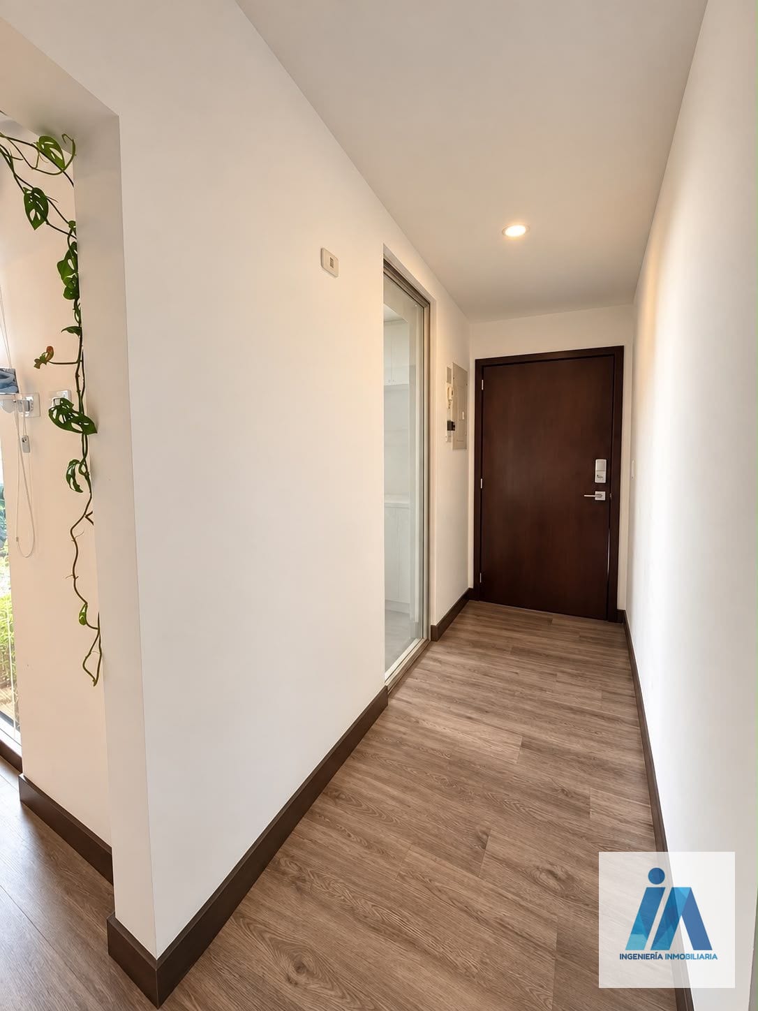 ALQUILER - Iridia Elgin z.13 - Remodelado — Apartamento en Alquiler en Zona 13, Guatemala, Ciudad — foto 9 de 9
