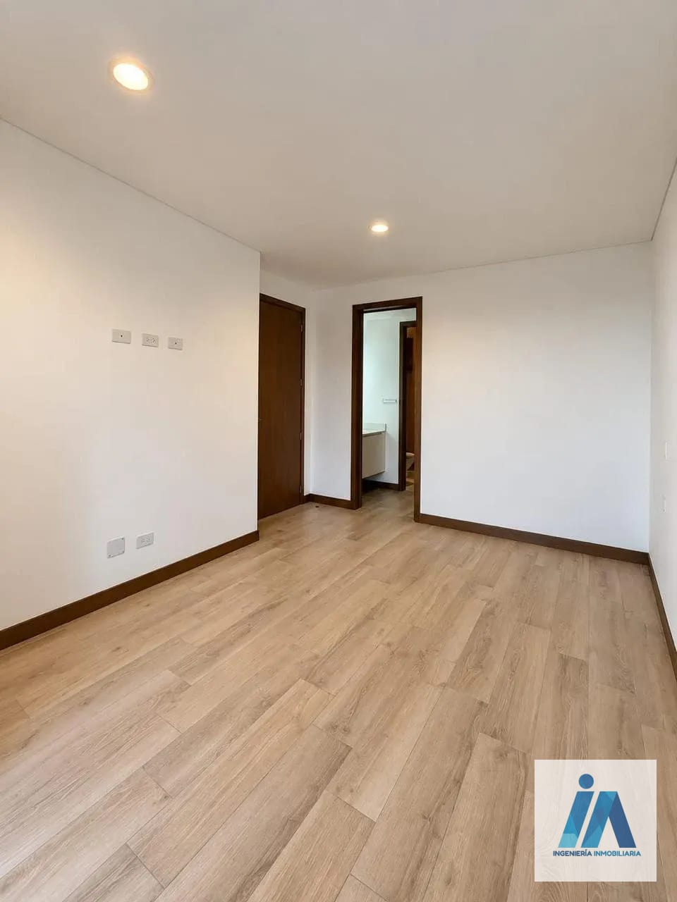 APARTAMENTO NUEVO EN ALQUILER 📍 Edificio Ferre Diez, Zona 10 — Apartamento en Alquiler en Ferré Diez, Zona 10, Guatemala, Ciudad — foto 8 de 16