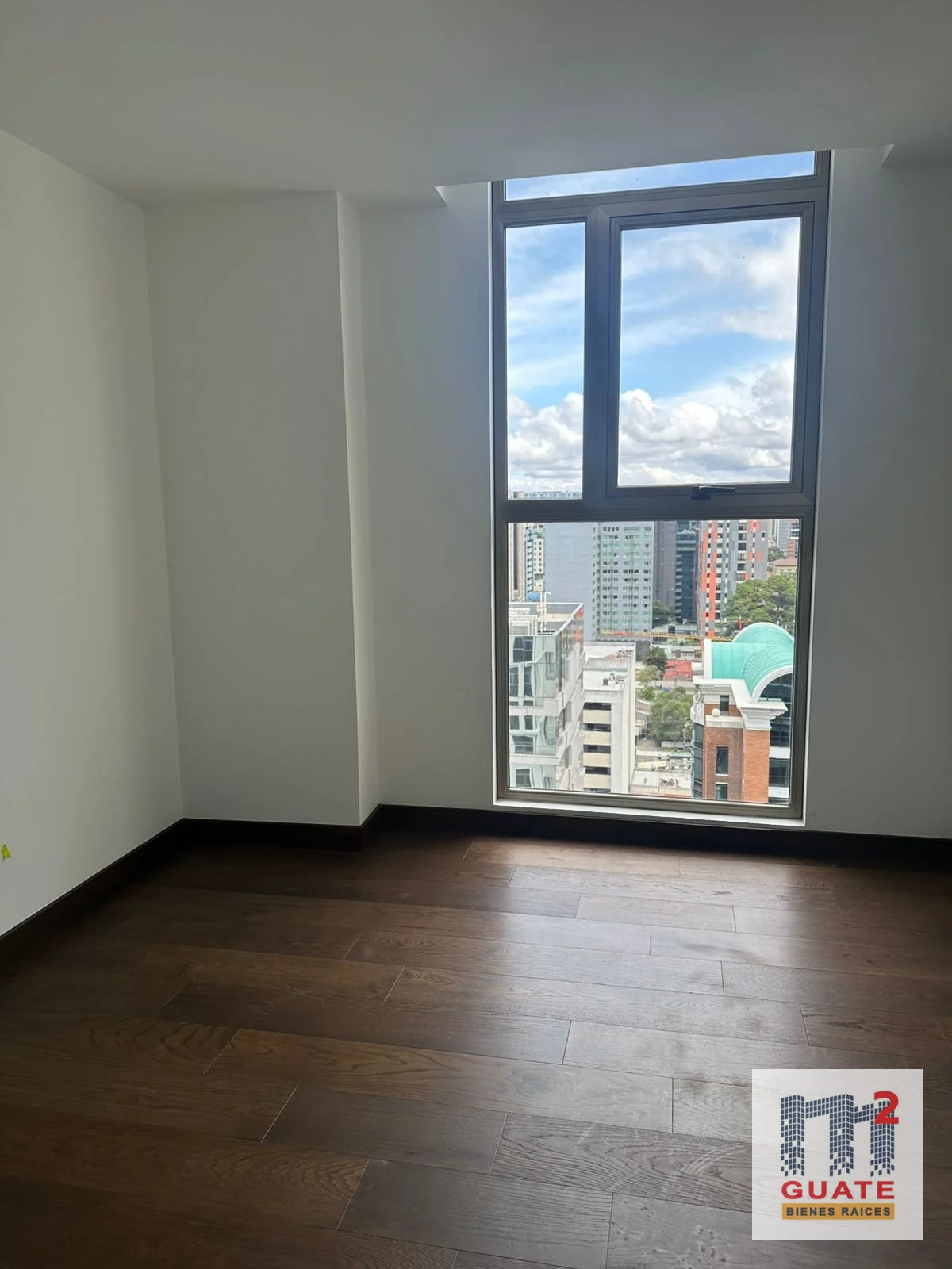 Apartamento en Renta, Zona 10 — Apartamento en Alquiler en Zona 10, Guatemala, Ciudad — foto 2 de 6