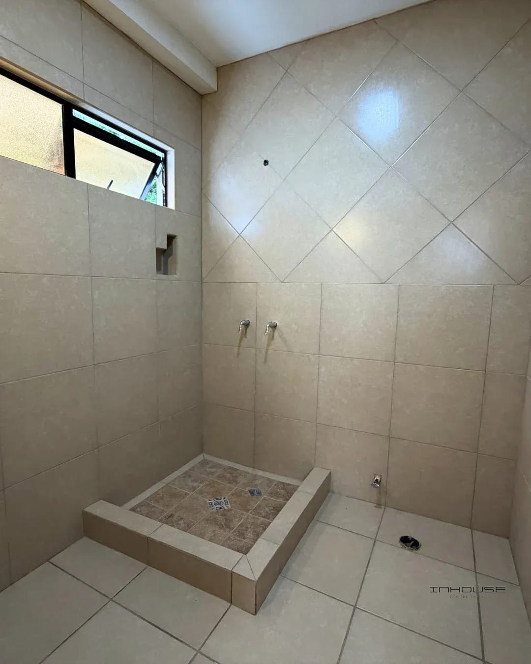 APARTAMENTO EN RENTA MUXBAL CON TERRAZA — Apartamento en Alquiler en Muxbal, Guatemala, Ciudad — foto 5 de 11