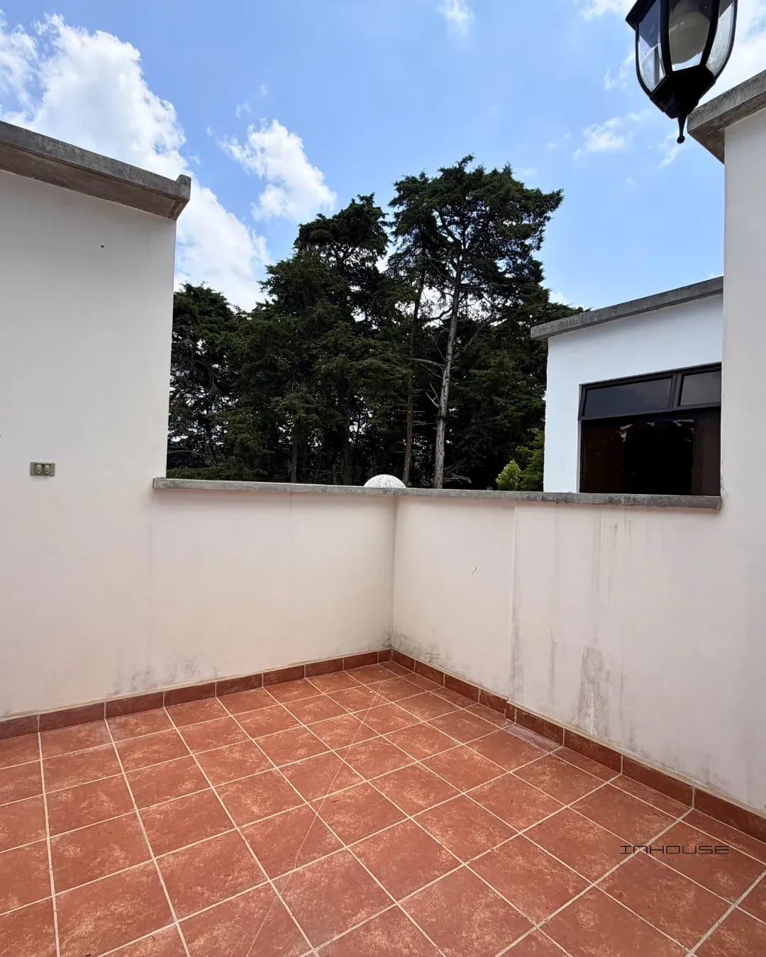 APARTAMENTO EN RENTA MUXBAL CON TERRAZA — Apartamento en Alquiler en Muxbal, Guatemala, Ciudad — foto 3 de 11
