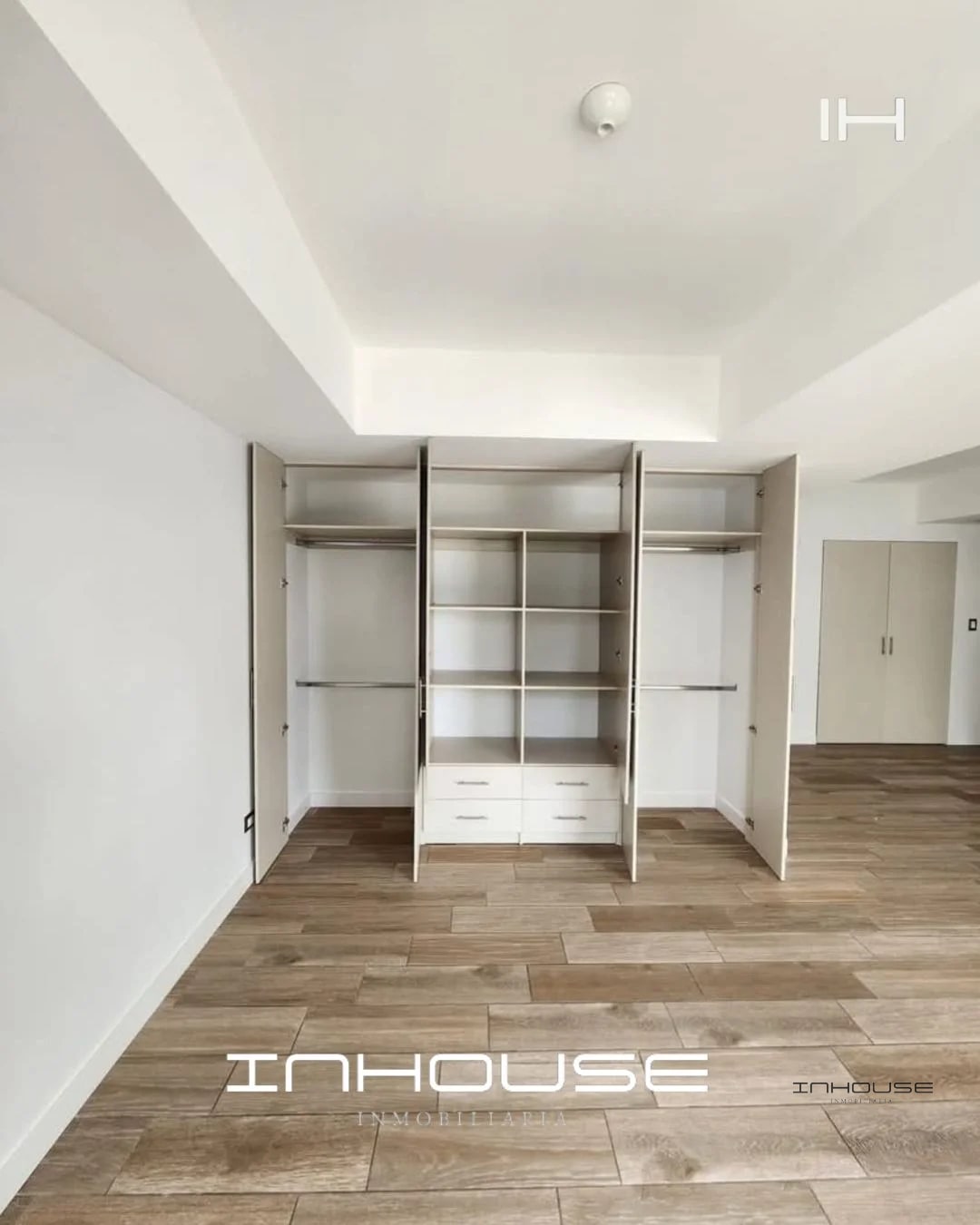 APARTAMENTO EN VENTA TRIBECCA ZONA 11 - 8