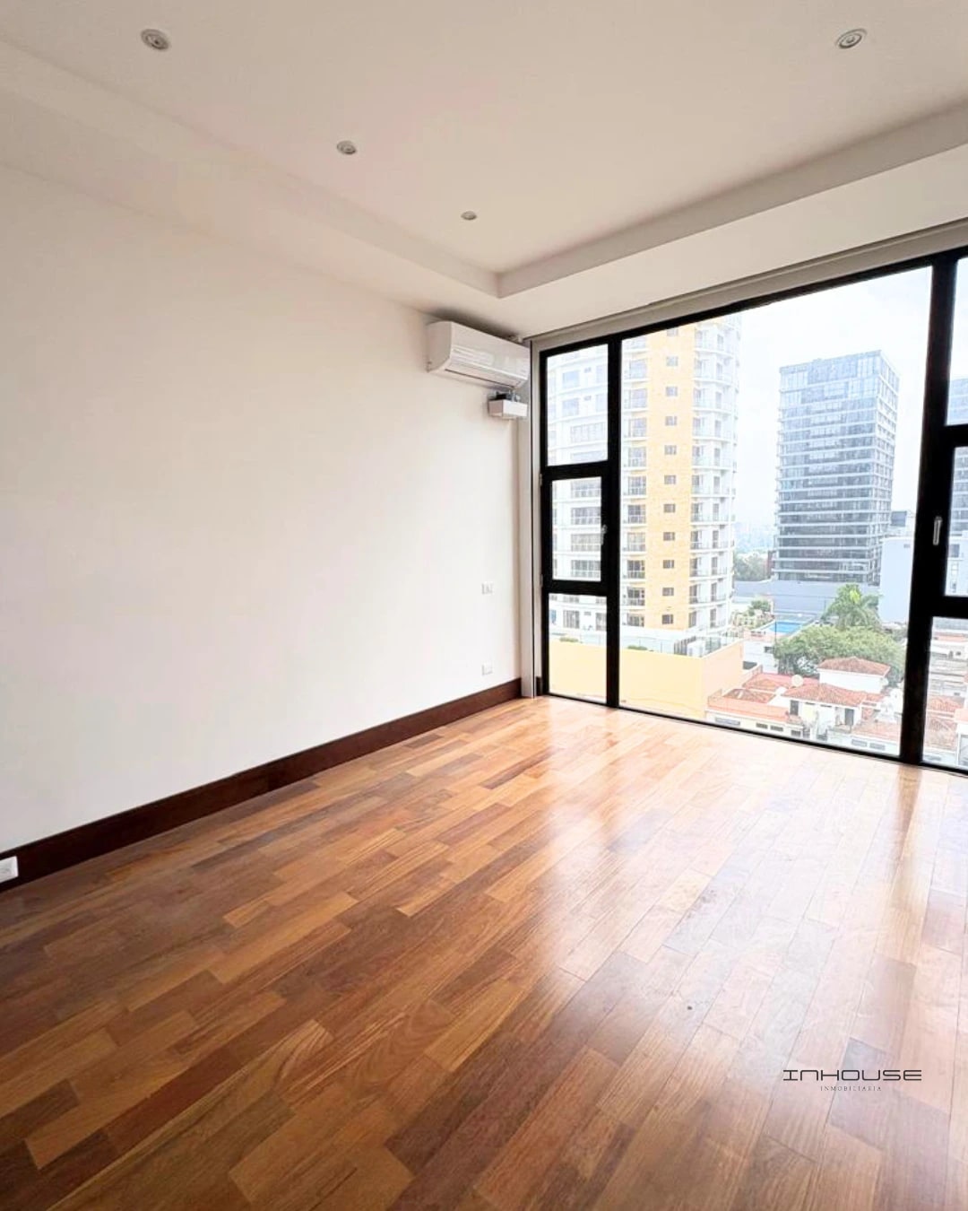 APARTAMENTO EN VENTA ZONA 15 VH1 LAUREL -1 — Apartamento en Venta en Laurel, Zona 15, Guatemala, Ciudad — foto 4 de 10