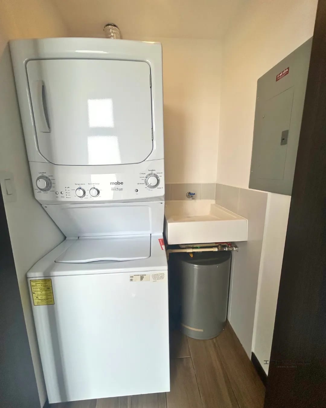 APARTAMENTO EN RENTA KM 9 MUXBAL — Apartamento en Alquiler en Viaggio, Muxbal, Guatemala, Ciudad — foto 7 de 10