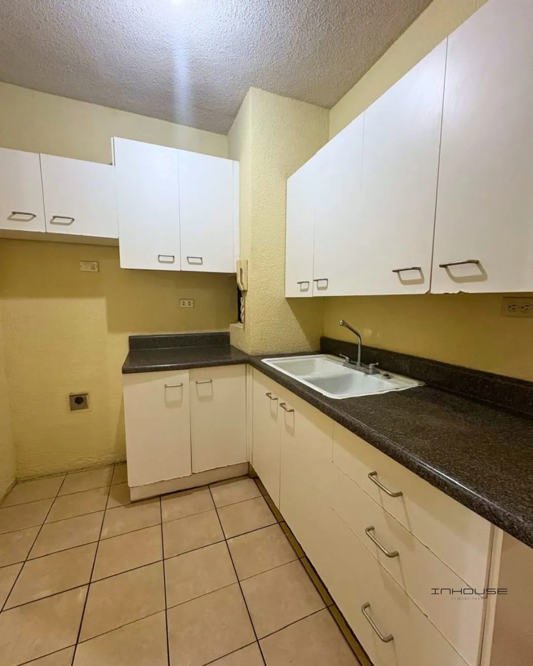 Apartamento en Renta en Zona 16 Santa Amelia — Apartamento en Alquiler en Santa Amelia, Zona 16, Guatemala, Ciudad — foto 4 de 9