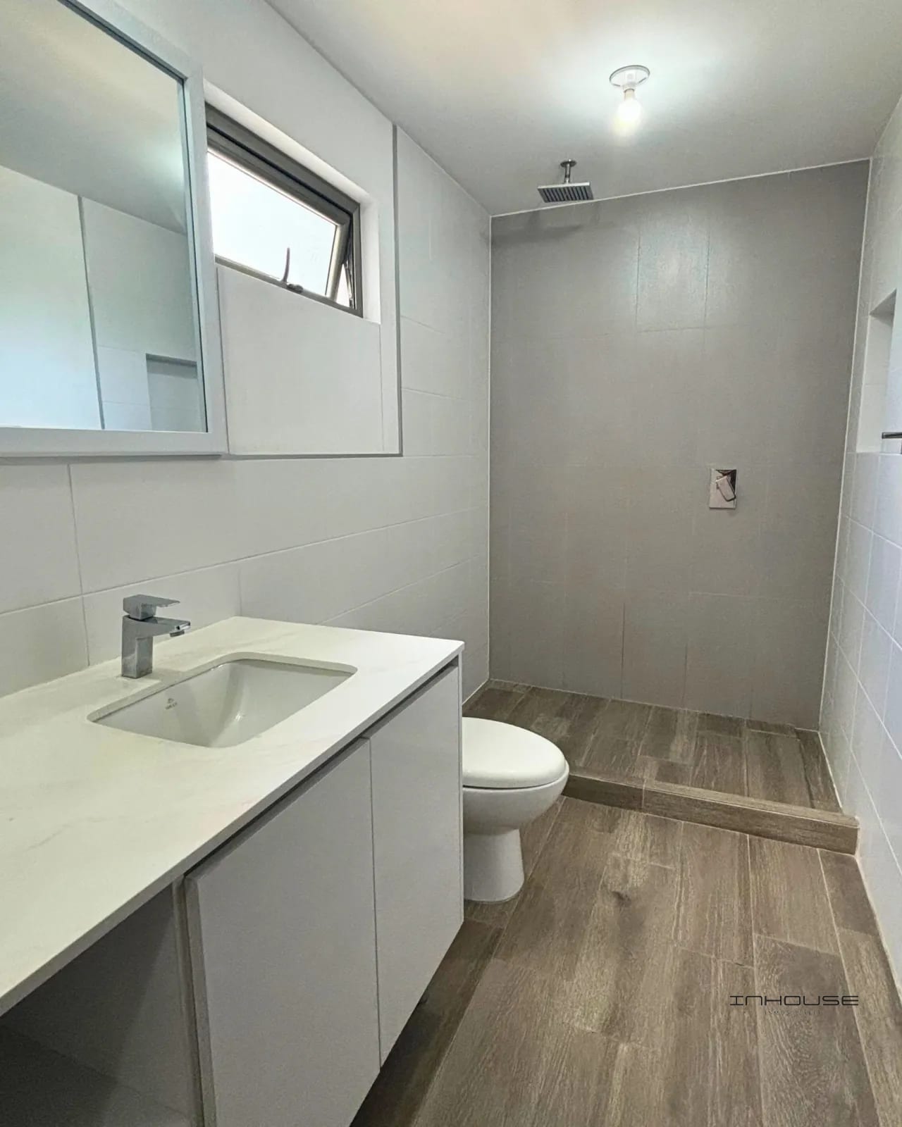 CASA EN VENTA EN ZONA 16 PARA ESTRENAR — Apartamento en Venta en Segheria, Zona 14, Guatemala, Ciudad — foto 2 de 9