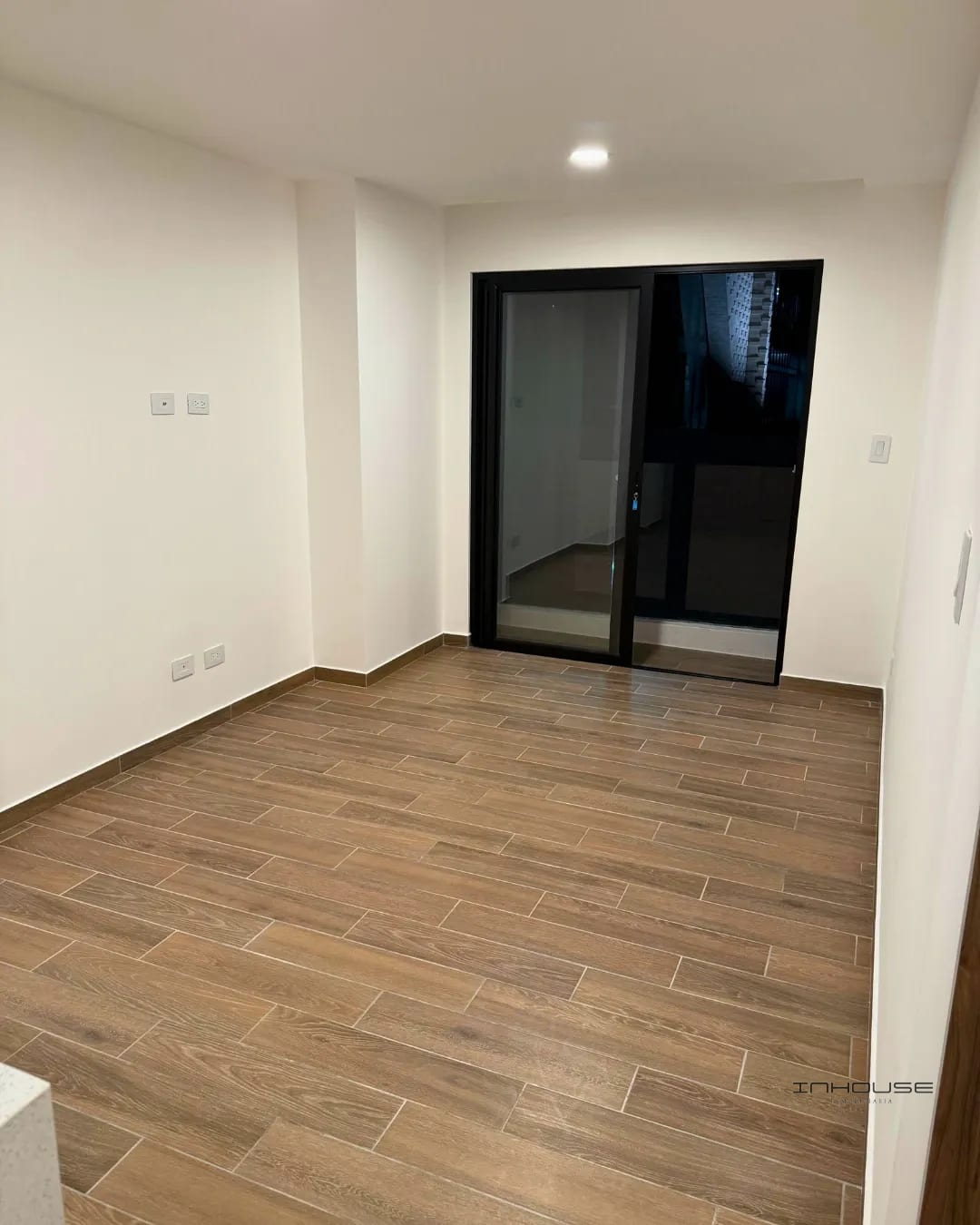 APARTAMENTO EN VENTA ZONA 14 -PARQUE 14- PARA INVERSION — Apartamento en Venta en Parque 14, Zona 14, Guatemala, Ciudad — foto 2 de 10