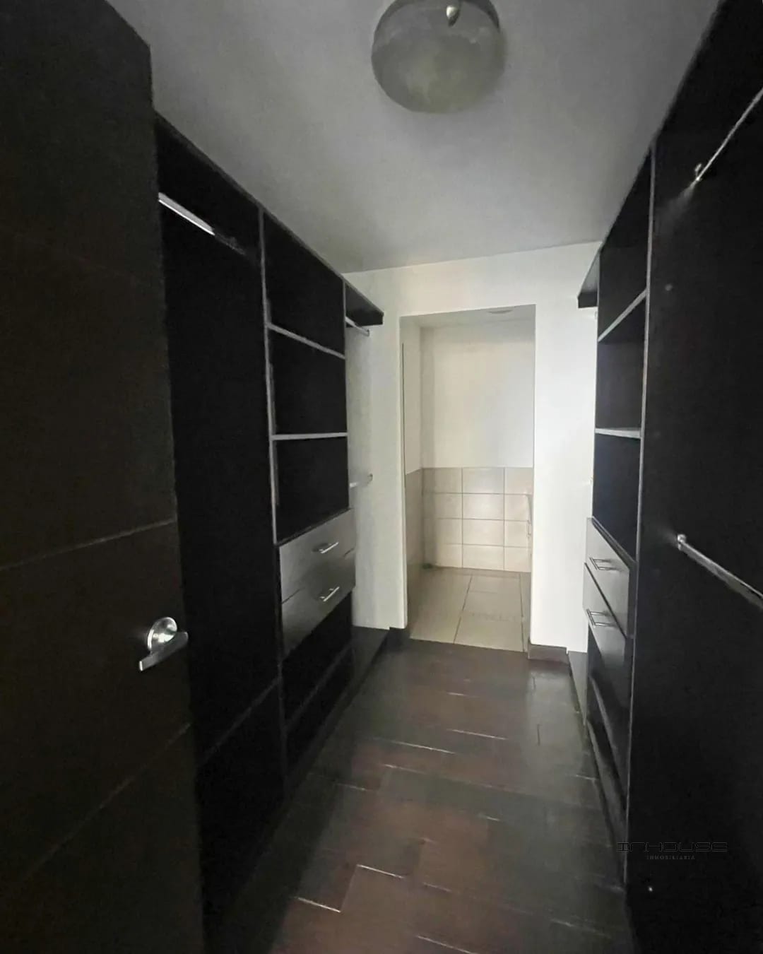 APARTAMENTO EN RENTA ZONA 14 - Image 5