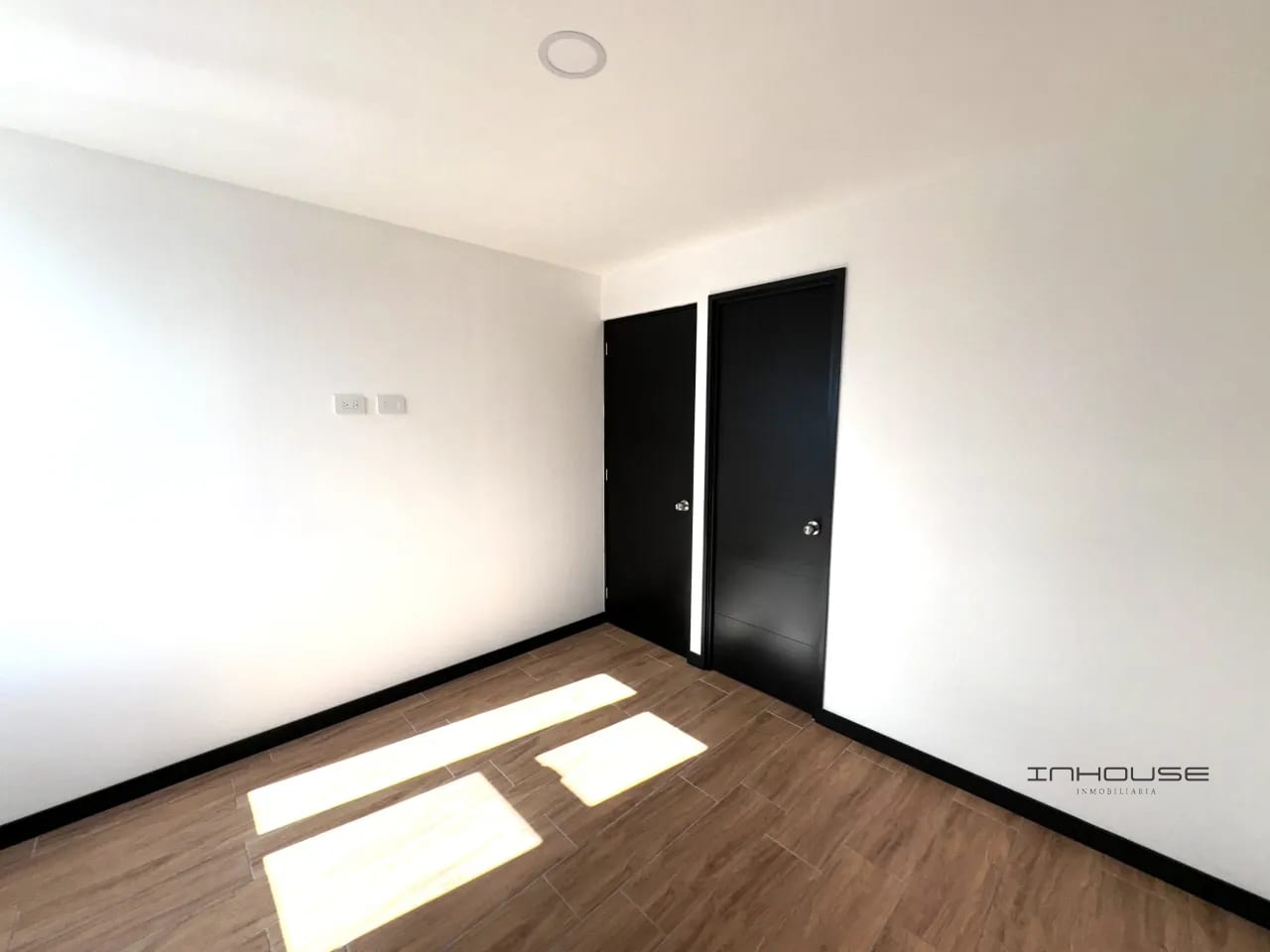 Apartamento en Venta en Zona 12 para Inversion — Apartamento en Venta en Tera 12, Zona 12, Guatemala, Ciudad — foto 3 de 11