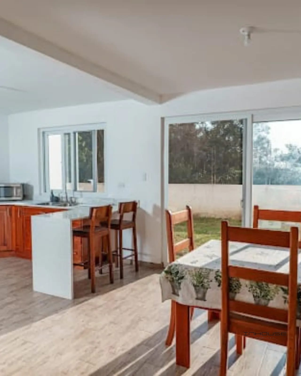 Apartamento en Venta Zona 16 con Jardin — Apartamento en Venta en Zona 16, Guatemala, Ciudad — foto 7 de 12