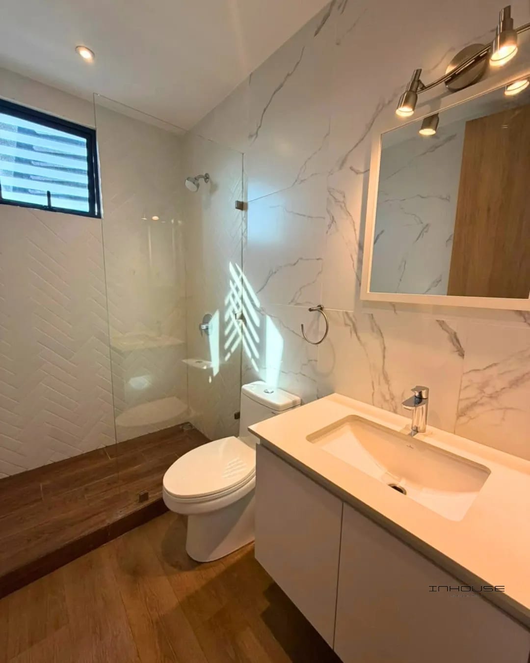 Apartamento en Renta Zona 15 Triva en Nivel Alto — Apartamento en Alquiler en Zona 15, Guatemala, Ciudad — foto 3 de 10