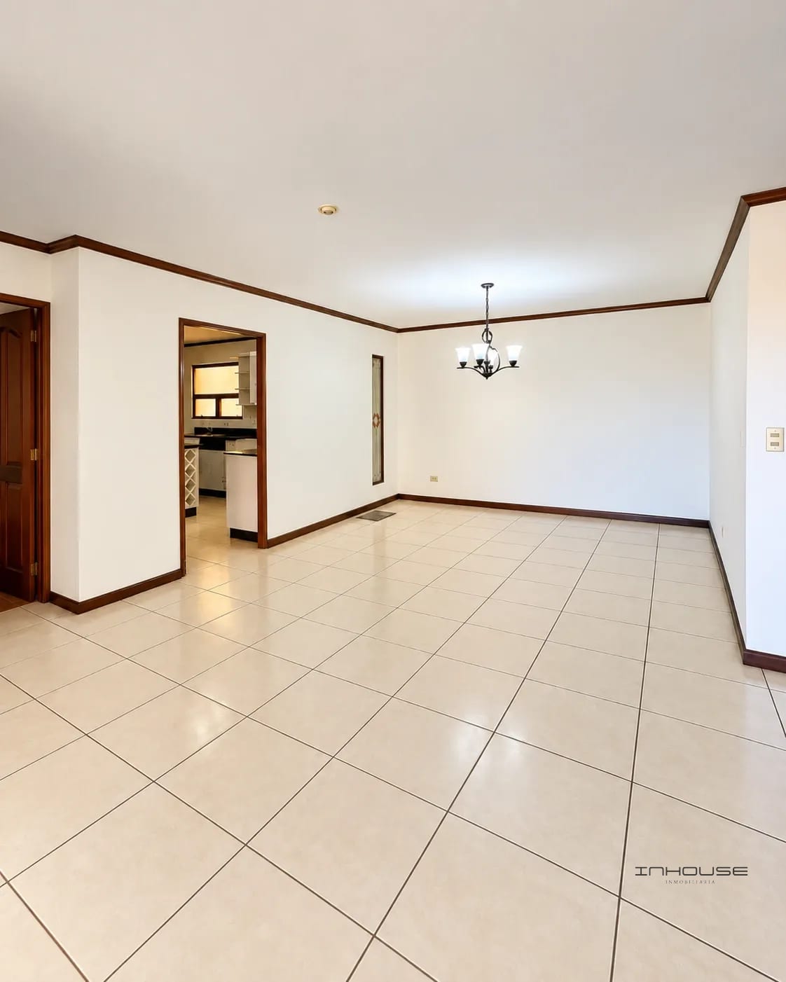 Apartamento en Renta Zona 10 en Nivel Alto — Apartamento en Alquiler en Torre Castelar, Zona 10, Guatemala, Ciudad — foto 6 de 10