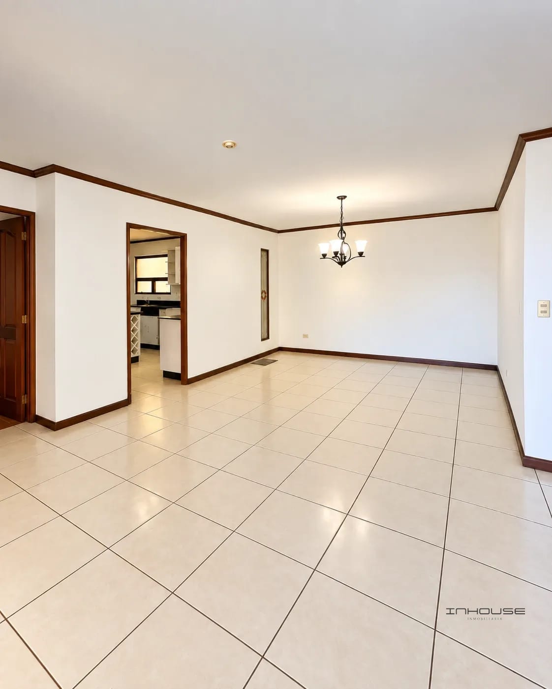 Apartamento en Renta Zona 10 en Nivel Alto — Apartamento en Alquiler en Torre Castelar, Zona 10, Guatemala, Ciudad — foto 7 de 10