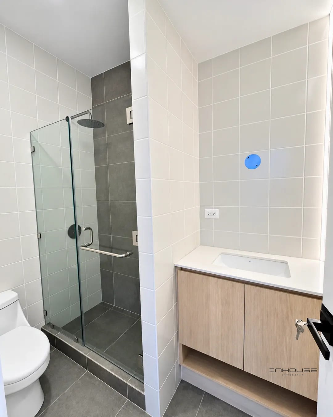 Apartamento en Venta Zona 15 Nivel Alto con Balcón — Apartamento en Venta en Quince Esquina, Zona 15, Guatemala, Ciudad — foto 7 de 12