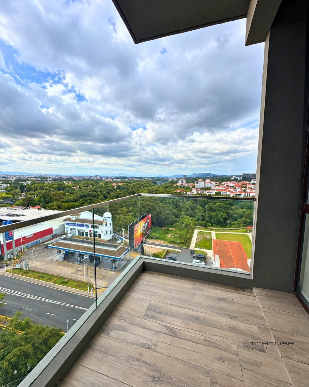 Apartamento en Renta Zona 16 Frente a Cayala Amueblado — Apartamento en Alquiler en Zona 16, Guatemala, Ciudad — foto 3 de 10