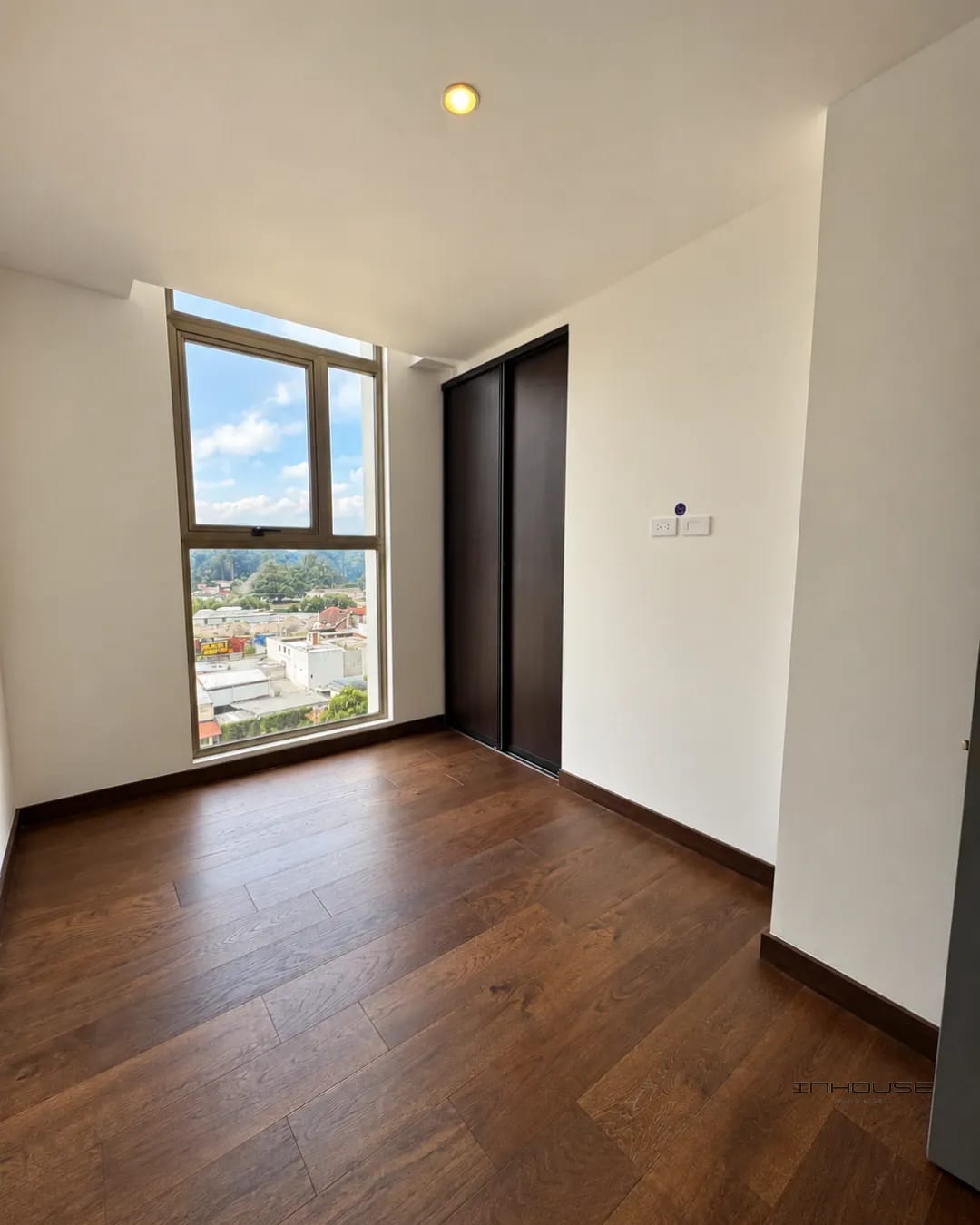 Apartamento en Renta Zona 10, Atarah Nivel Alto — Apartamento en Venta en Atarah, Zona 10, Guatemala, Ciudad — foto 8 de 9