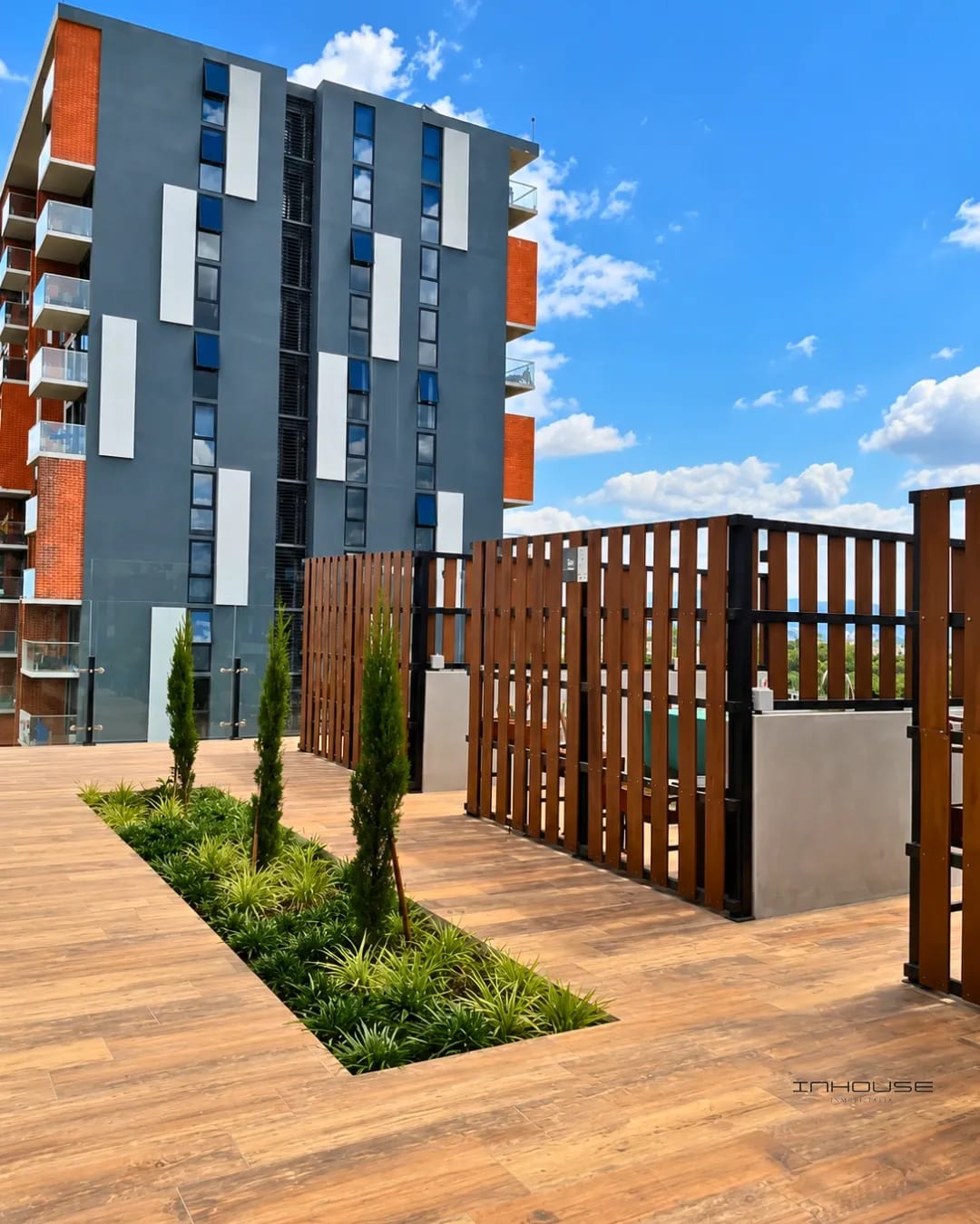 Apartamento en Venta Zona 11 en Primer Nivel con Jardin, Aralia — Apartamento en Venta en Aralia Mariscal, Zona 11, Guatemala, Ciudad — foto 4 de 16