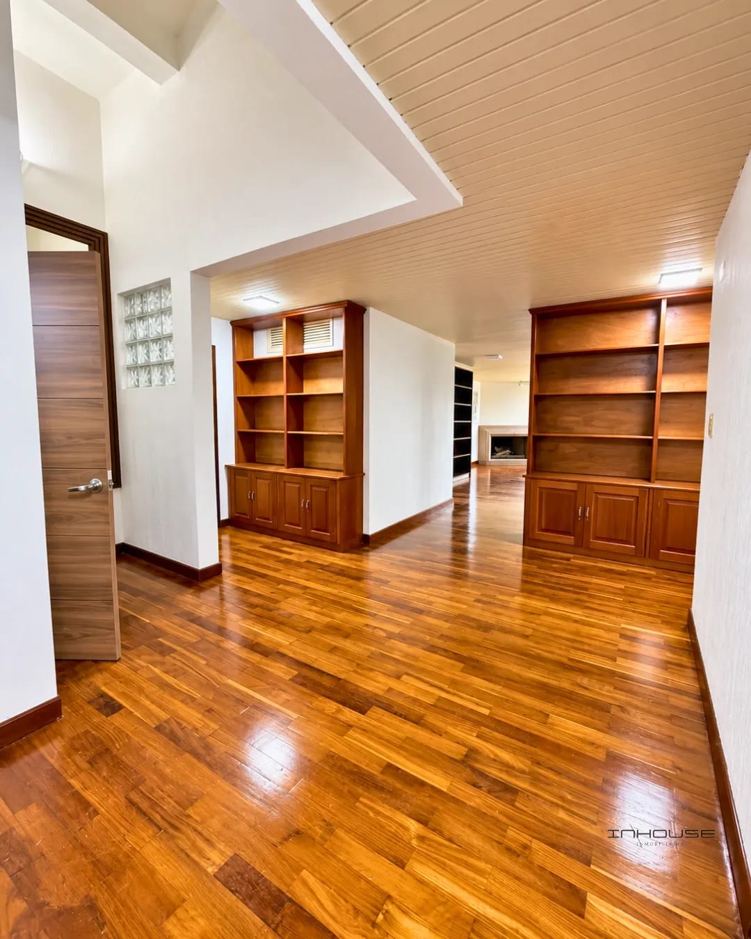 Casa en Renta CAES KM 10 Montebello — Apartamento en Venta en Montebello II, Carretera a El Salvador, Guatemala, Ciudad — foto 5 de 10