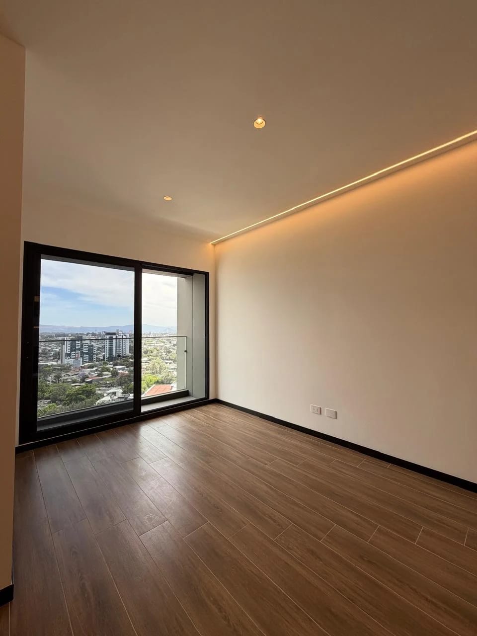 Apto. Z.11 Marabi 3 Hab. Venta — Apartamento en Venta en Mariscal, Zona 11, Guatemala, Ciudad — foto 1 de 10