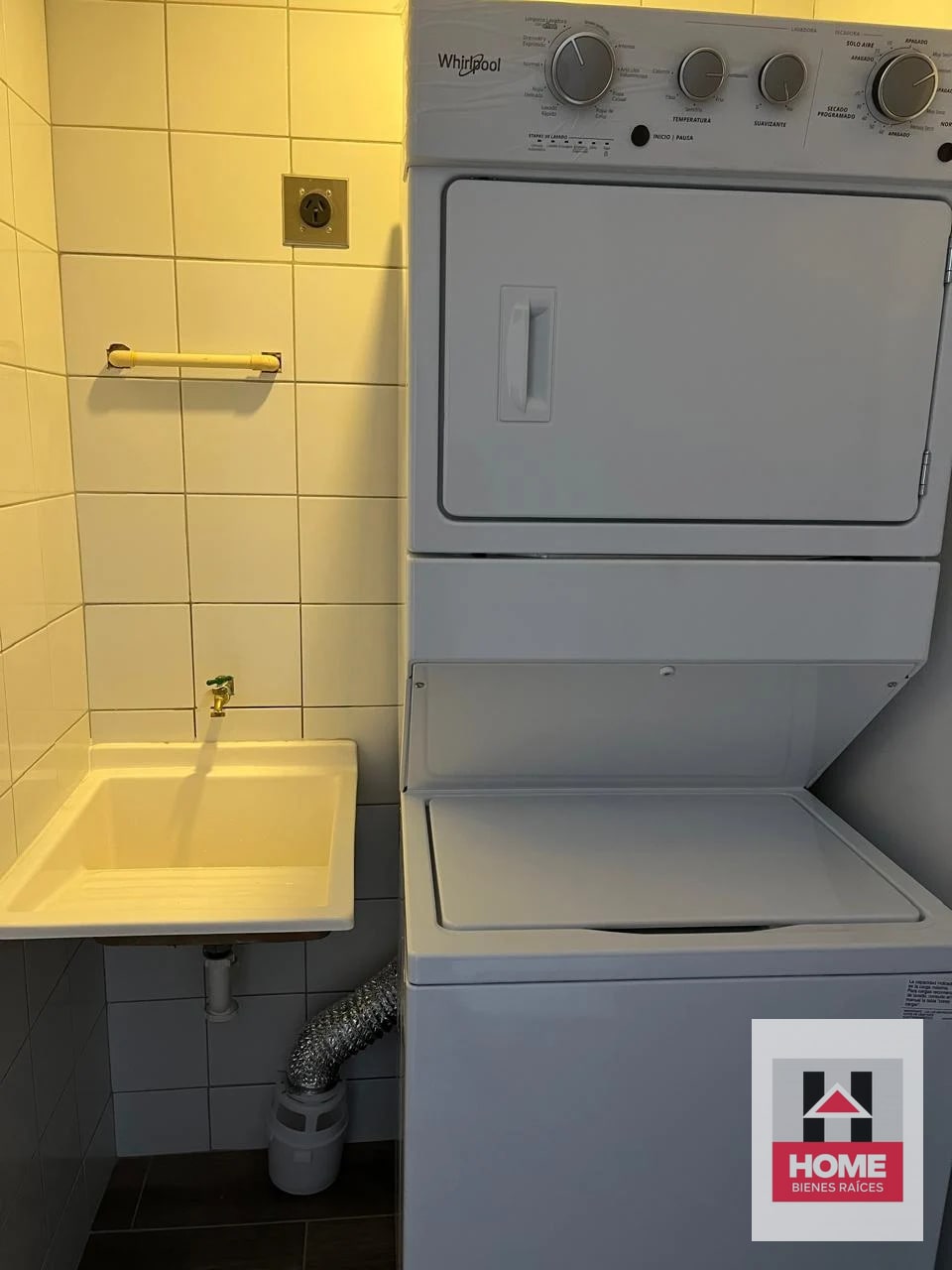 OPORTUNIDAD DE APARTAMENTO PARA ESTRENAR EN VENTA ZONA 10 — Apartamento en Venta en Biko, Zona 10, Guatemala, Ciudad — foto 9 de 12