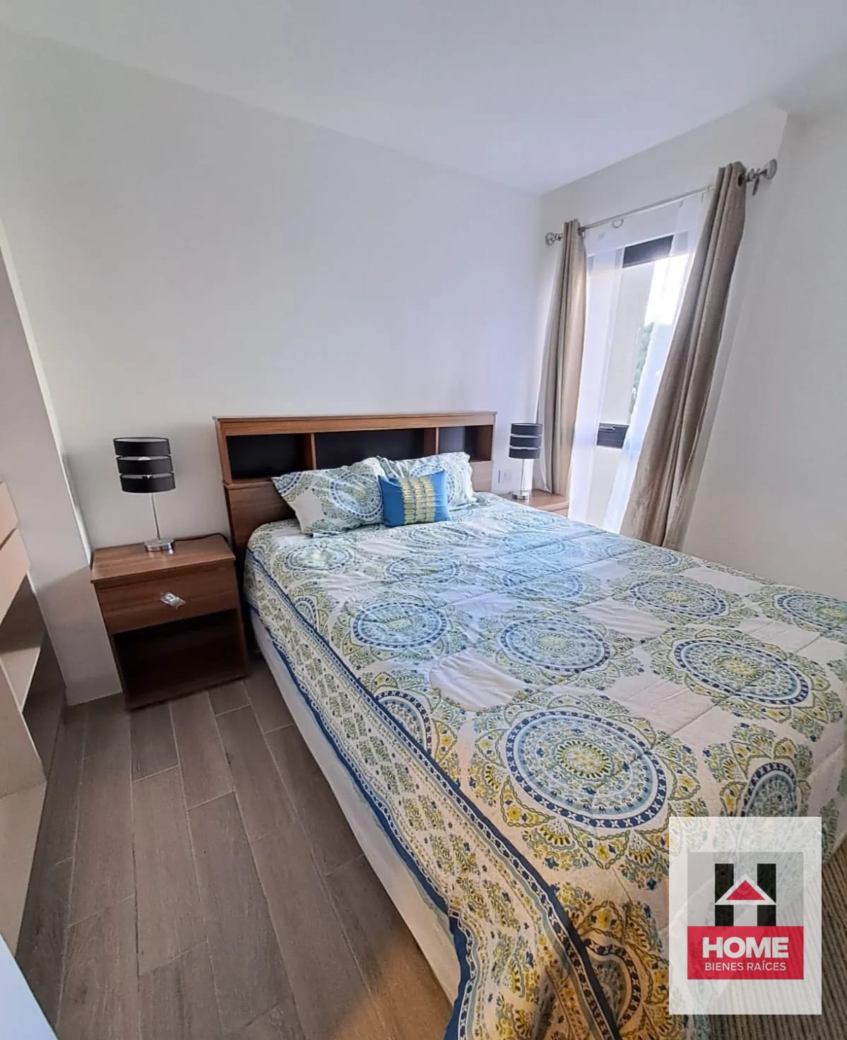 Apartamento de 1 Hab Todos los Servicios ZONA10 — Apartamento en Alquiler en Parque 10, Zona 10, Guatemala, Ciudad — foto 2 de 10