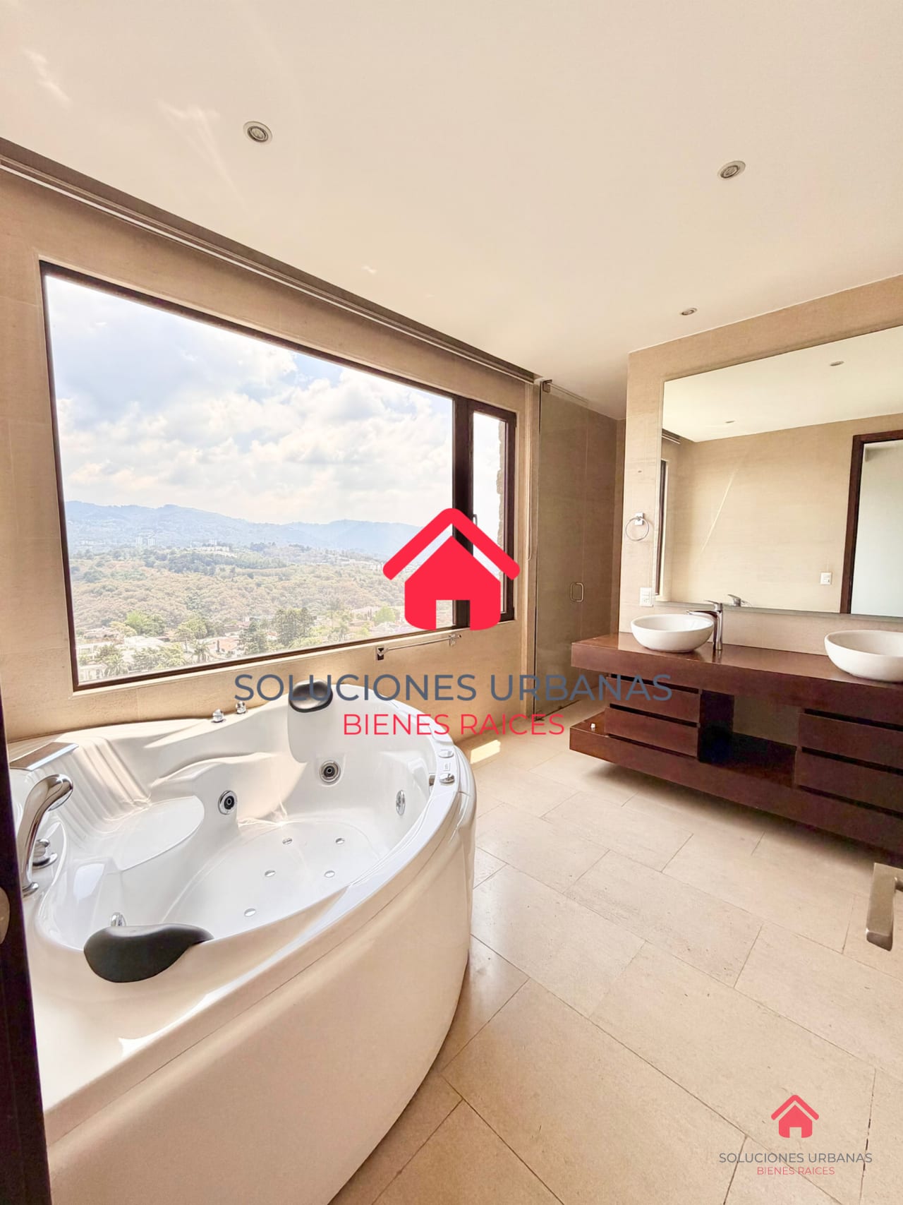 LINDISIMO APARTAMENTO TIFFANY 5ta AVENIDA zona 14 — Apartamento en Venta en Tiffany 5ta Avenida, Zona 14, Guatemala, Ciudad — foto 4 de 8
