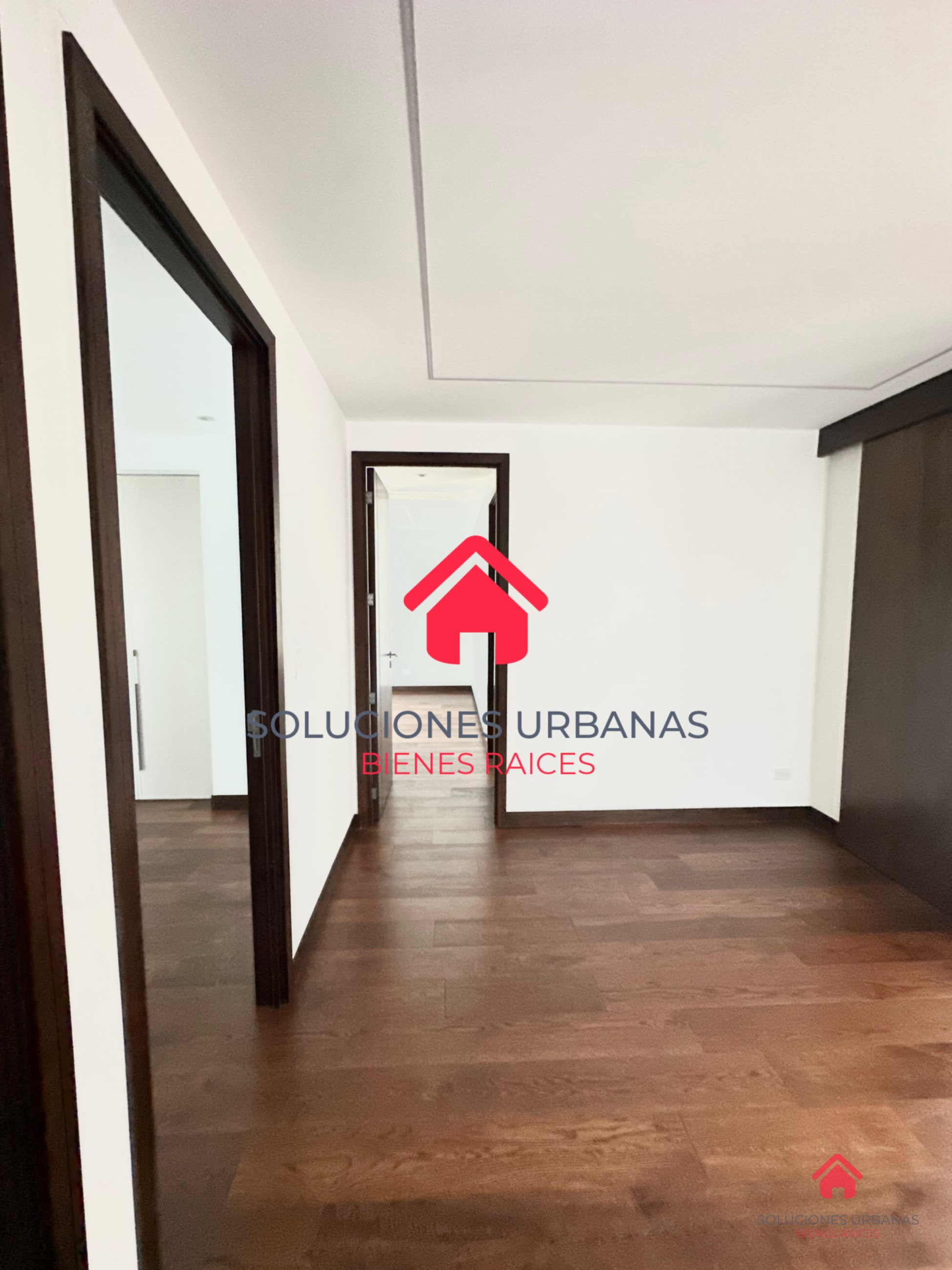 LINDO APARTAMENTO CON SALA FAMILIAR - 5
